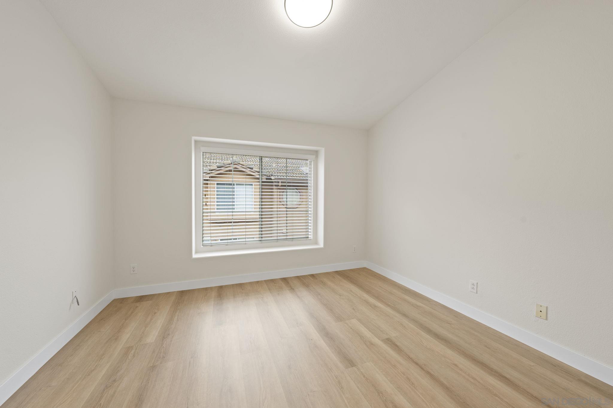 Detail Gallery Image 21 of 38 For 12559  El Camino Real B, San Diego,  CA 92130 - 2 Beds | 2/1 Baths