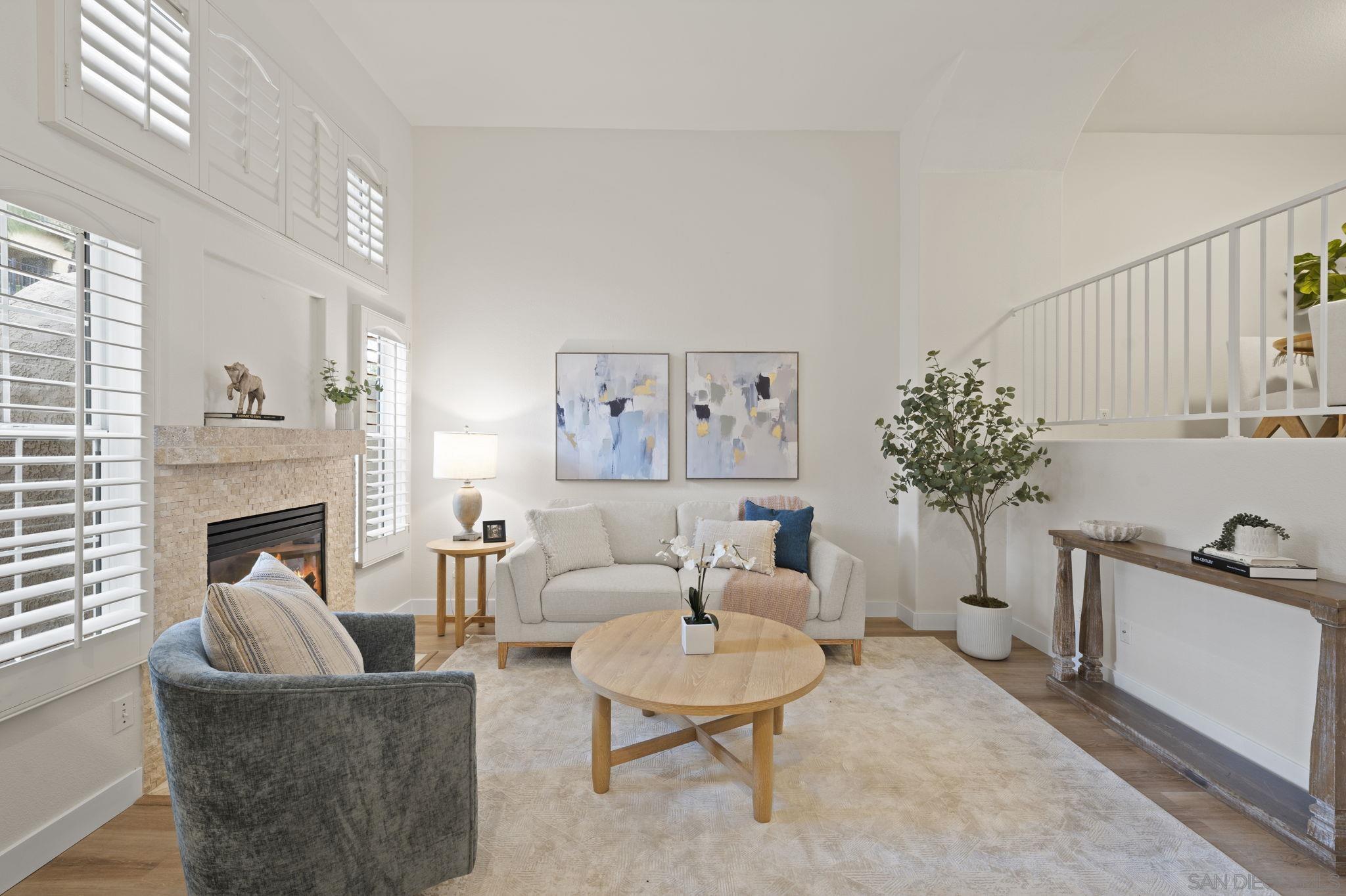 Detail Gallery Image 4 of 38 For 12559  El Camino Real B, San Diego,  CA 92130 - 2 Beds | 2/1 Baths