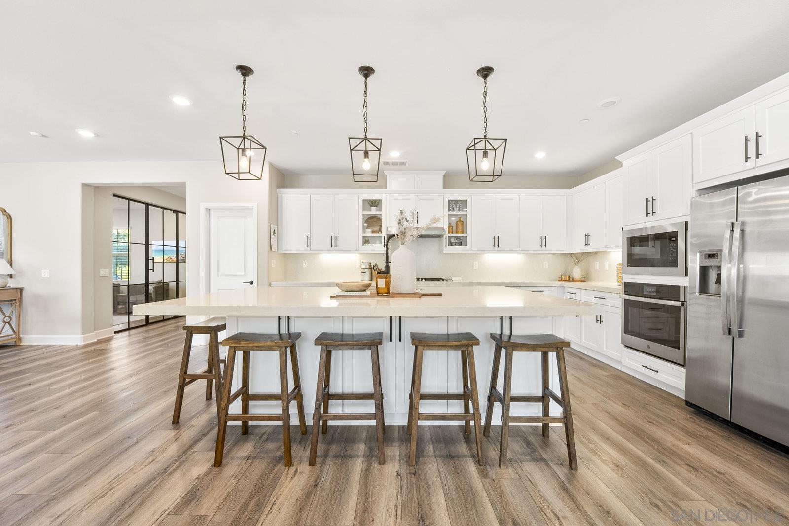 Detail Gallery Image 16 of 61 For 3068  Mimlus Pl, Escondido,  CA 92029 - 4 Beds | 3/1 Baths