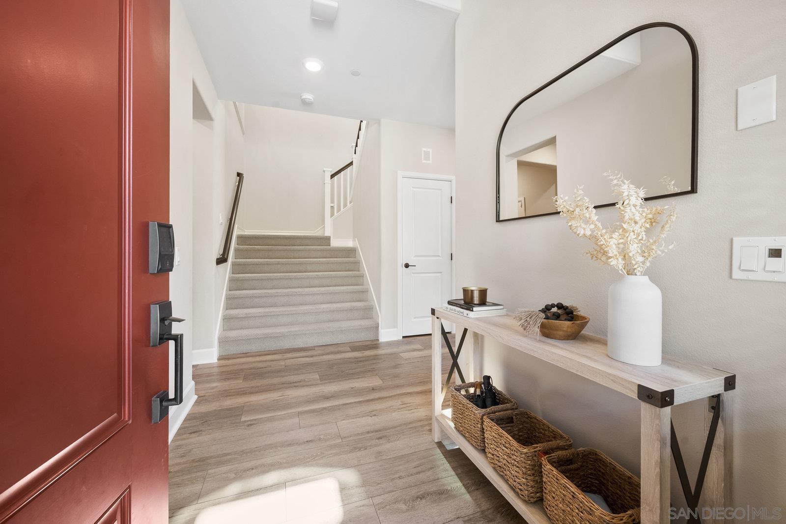 Detail Gallery Image 4 of 61 For 3068  Mimlus Pl, Escondido,  CA 92029 - 4 Beds | 3/1 Baths