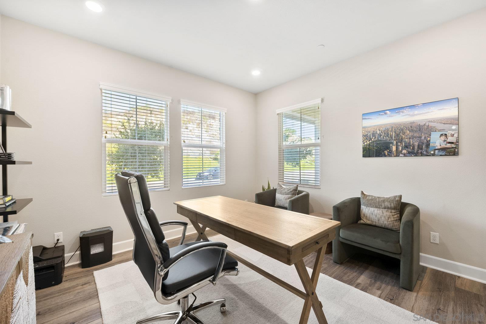 Detail Gallery Image 8 of 61 For 3068  Mimlus Pl, Escondido,  CA 92029 - 4 Beds | 3/1 Baths