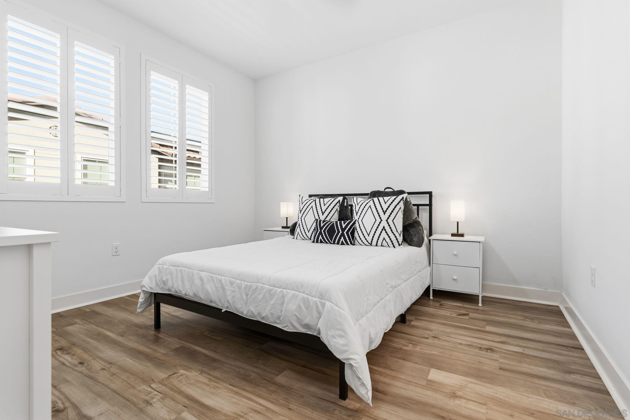 Detail Gallery Image 12 of 49 For 8691  Barbados Ln, Santee,  CA 92071 - 3 Beds | 3 Baths