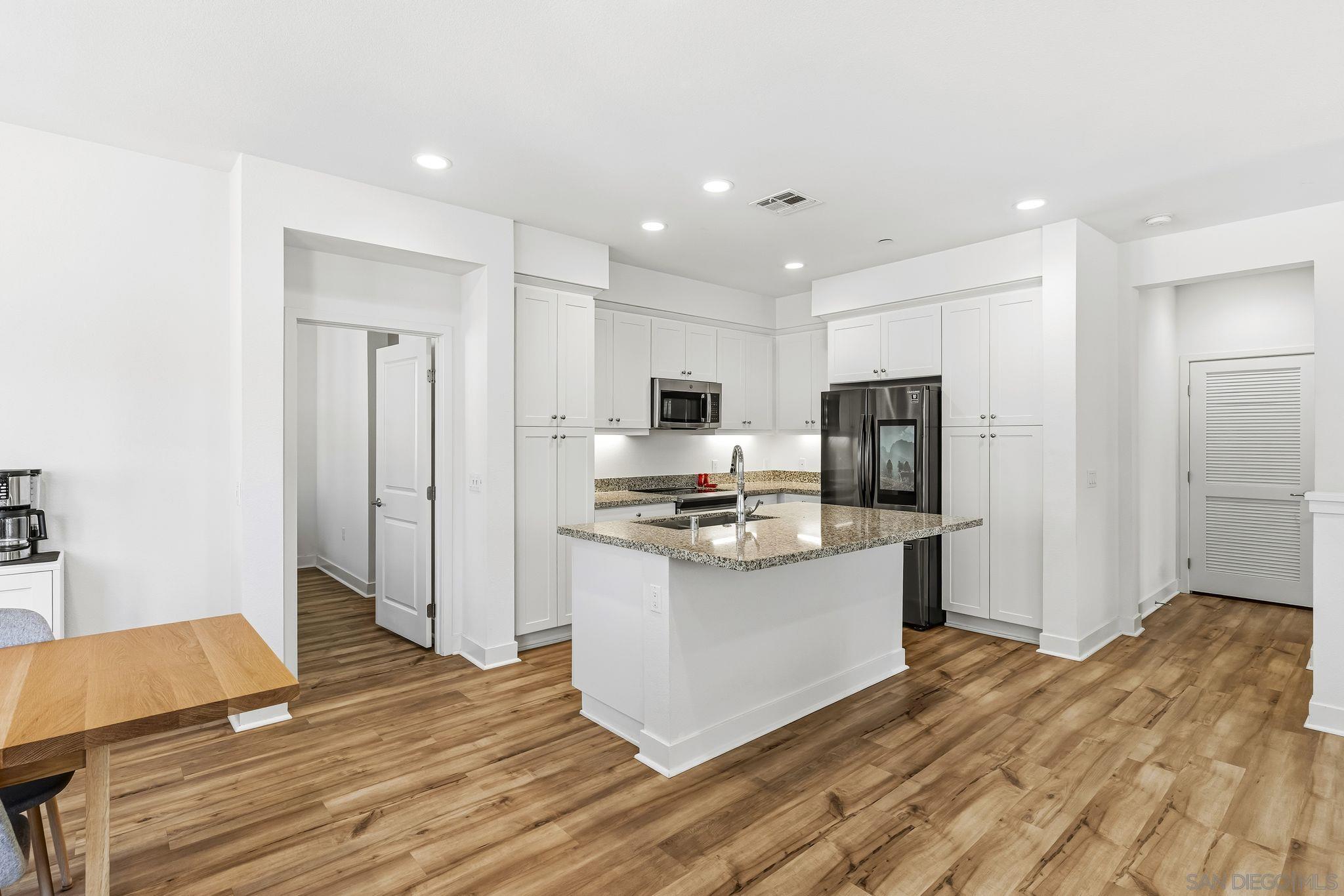 Detail Gallery Image 22 of 49 For 8691  Barbados Ln, Santee,  CA 92071 - 3 Beds | 3 Baths