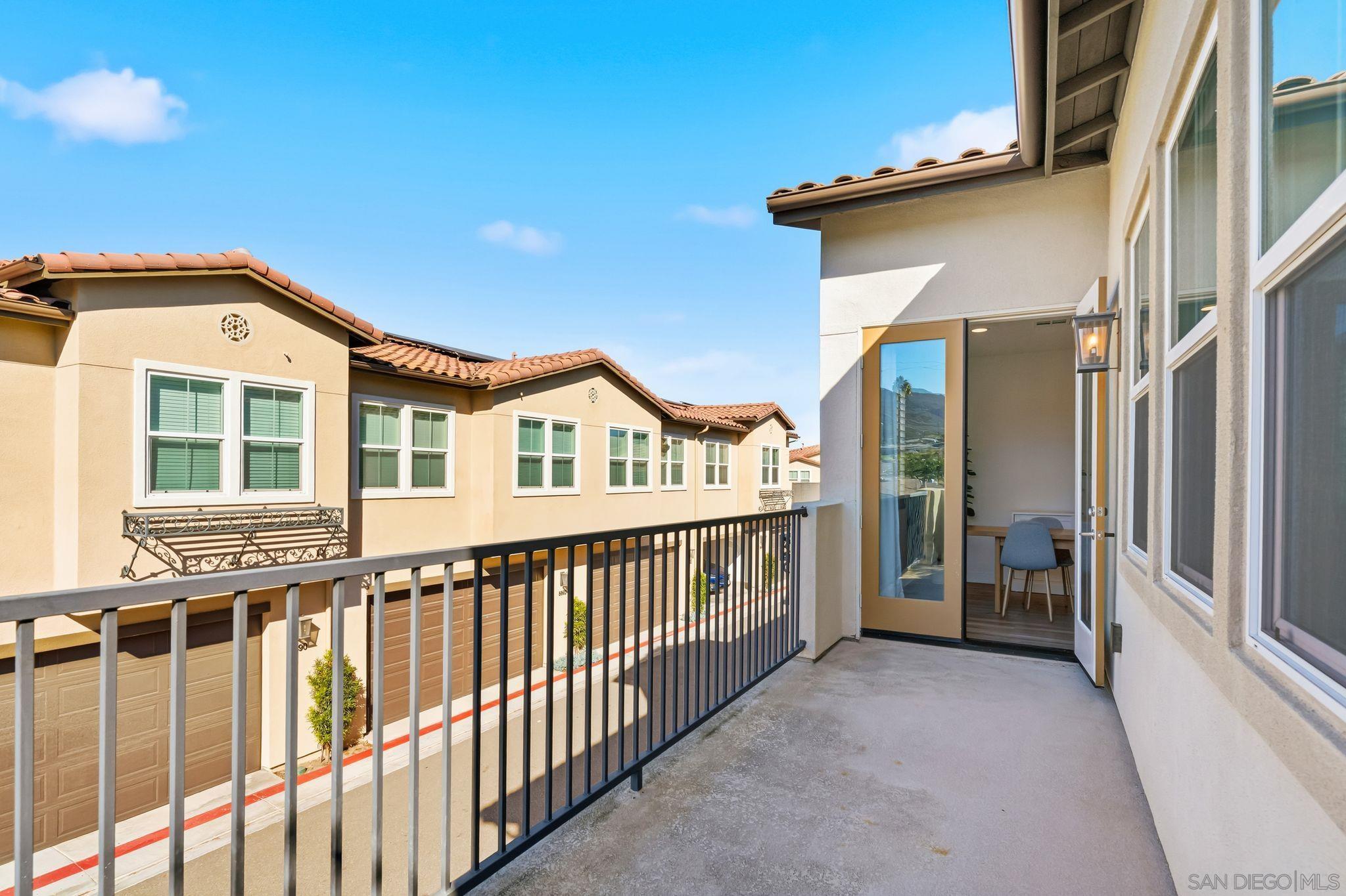 Detail Gallery Image 35 of 49 For 8691  Barbados Ln, Santee,  CA 92071 - 3 Beds | 3 Baths