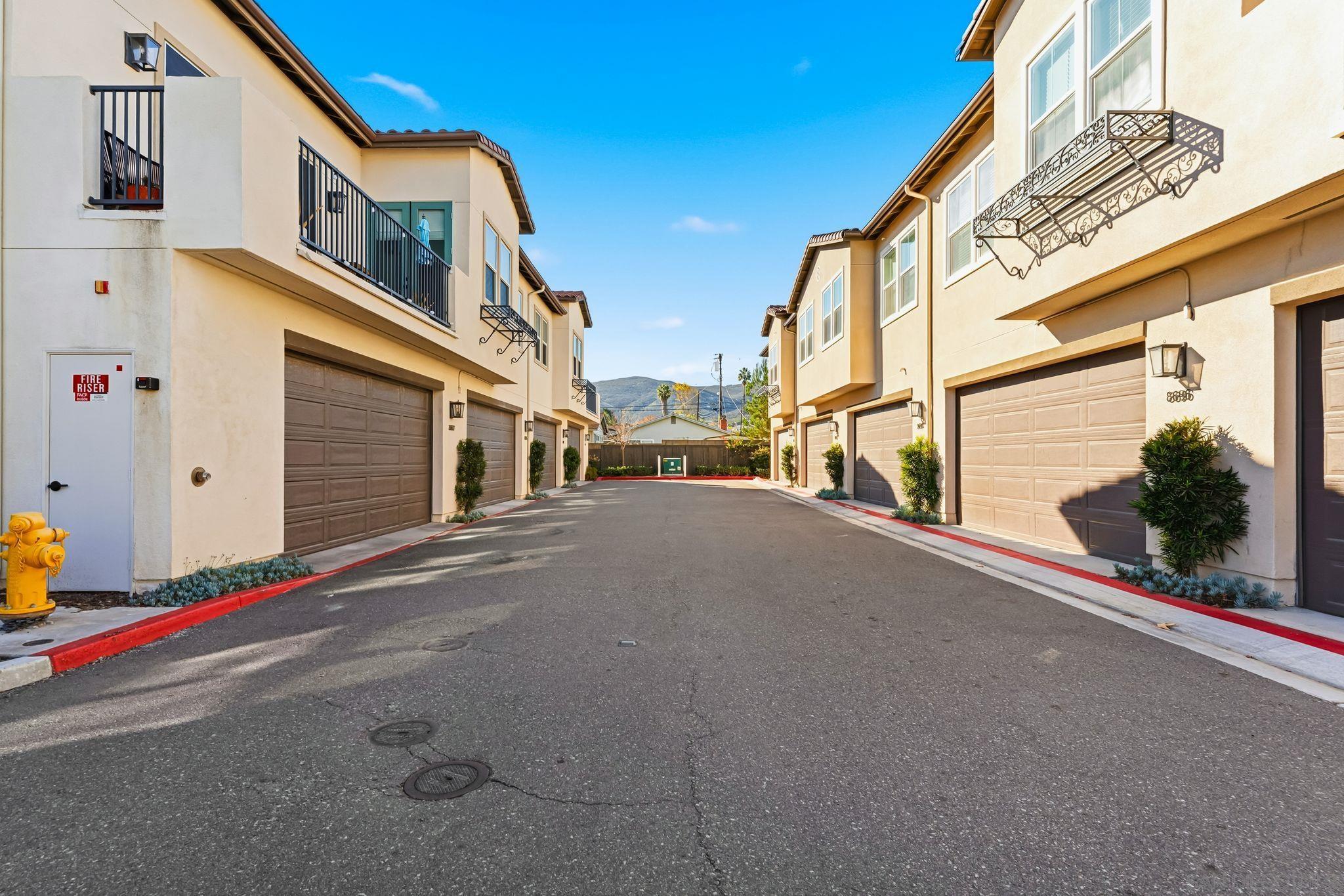 Detail Gallery Image 38 of 49 For 8691  Barbados Ln, Santee,  CA 92071 - 3 Beds | 3 Baths