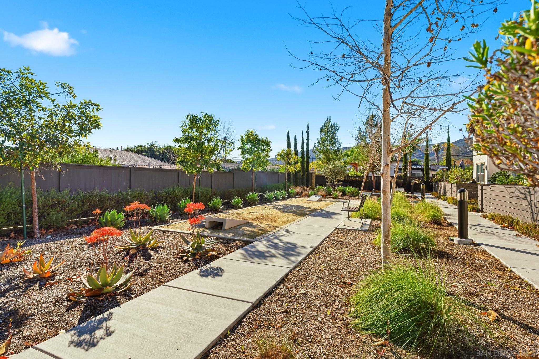 Detail Gallery Image 47 of 49 For 8691  Barbados Ln, Santee,  CA 92071 - 3 Beds | 3 Baths