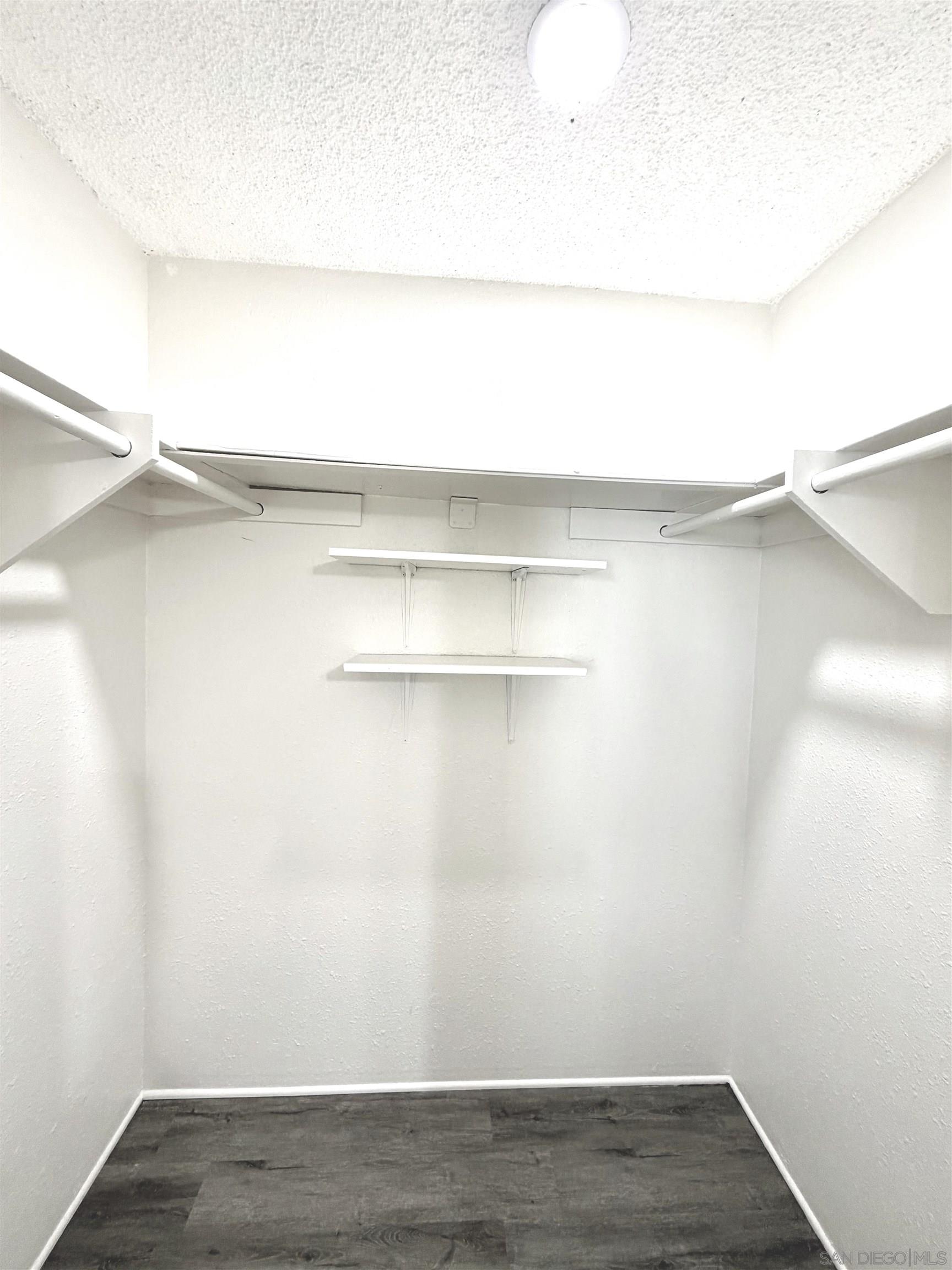 Detail Gallery Image 6 of 6 For 1254  Sumner Ave  B, El Cajon,  CA 92021 - 2 Beds | 1 Baths