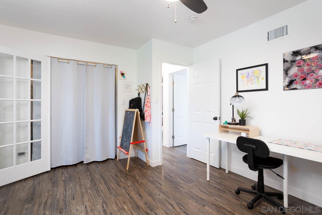 Detail Gallery Image 11 of 36 For 13403  Bubbling Ln, Lakeside,  CA 92040 - 4 Beds | 3 Baths