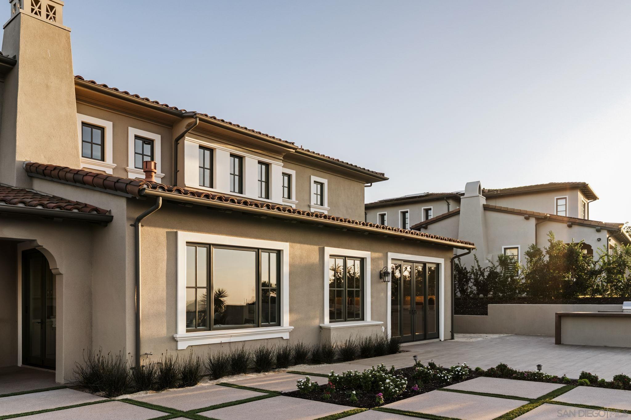 Detail Gallery Image 22 of 30 For 18238  Avenida Apice, Rancho Santa Fe,  CA 92067 - 4 Beds | 4/1 Baths