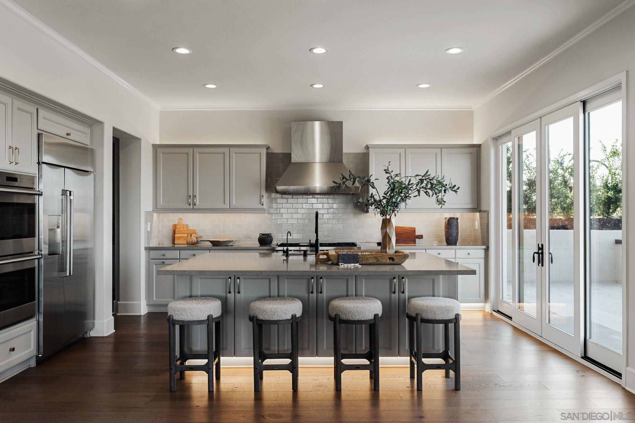 Detail Gallery Image 6 of 30 For 18238  Avenida Apice, Rancho Santa Fe,  CA 92067 - 4 Beds | 4/1 Baths