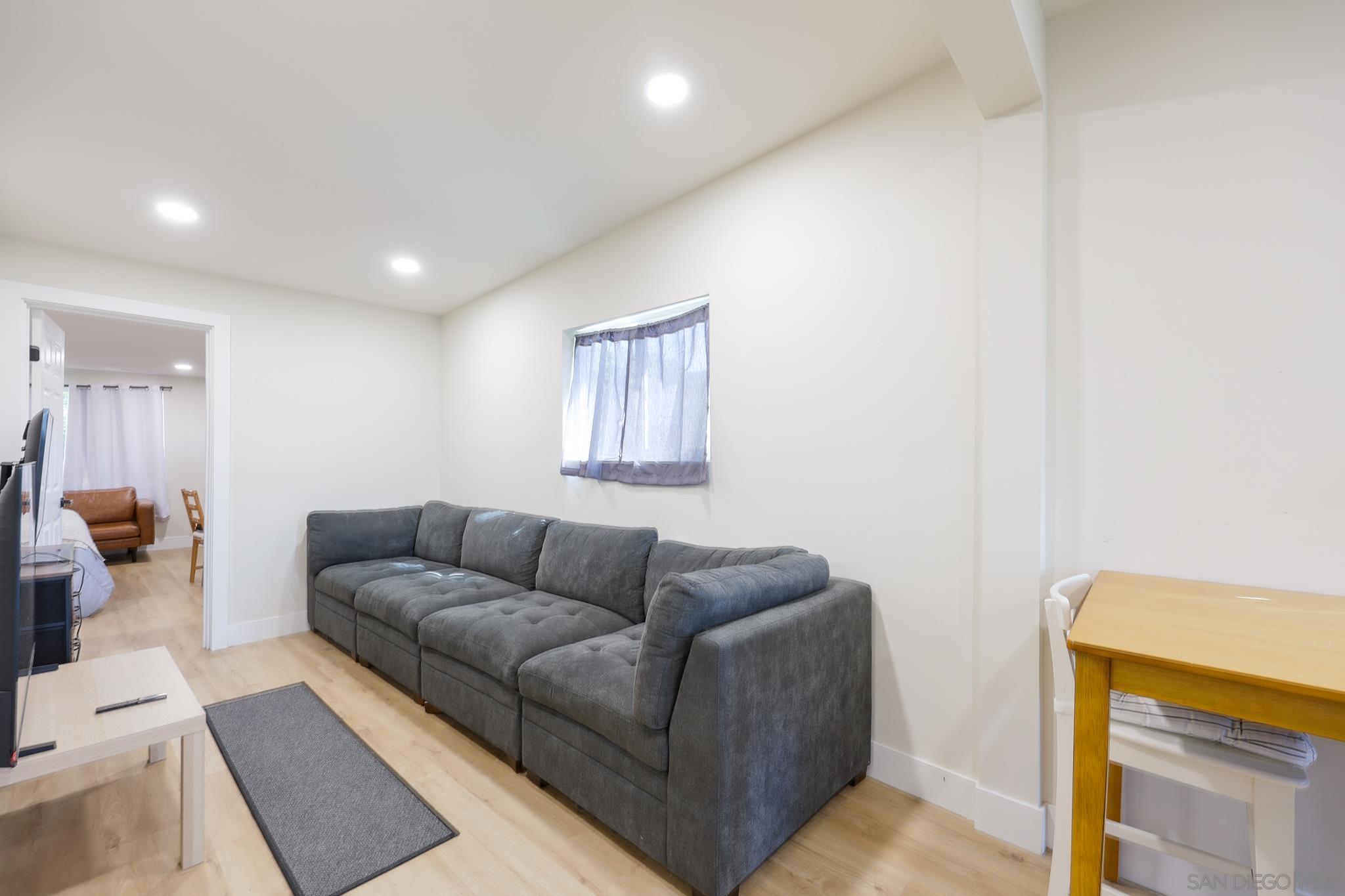 Detail Gallery Image 24 of 41 For 1128  Hemlock Ave, Imperial Beach,  CA 91932 - 4 Beds | 3 Baths