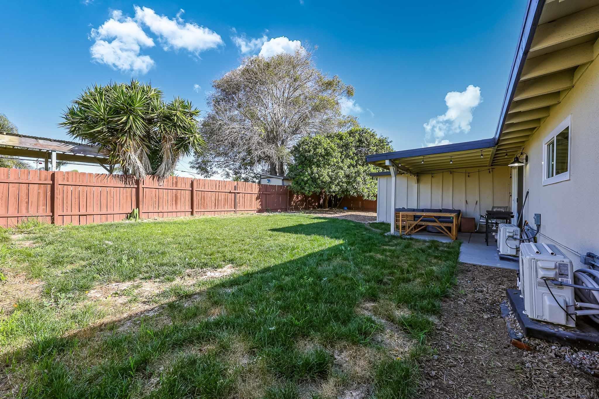 Detail Gallery Image 34 of 41 For 1128  Hemlock Ave, Imperial Beach,  CA 91932 - 4 Beds | 3 Baths