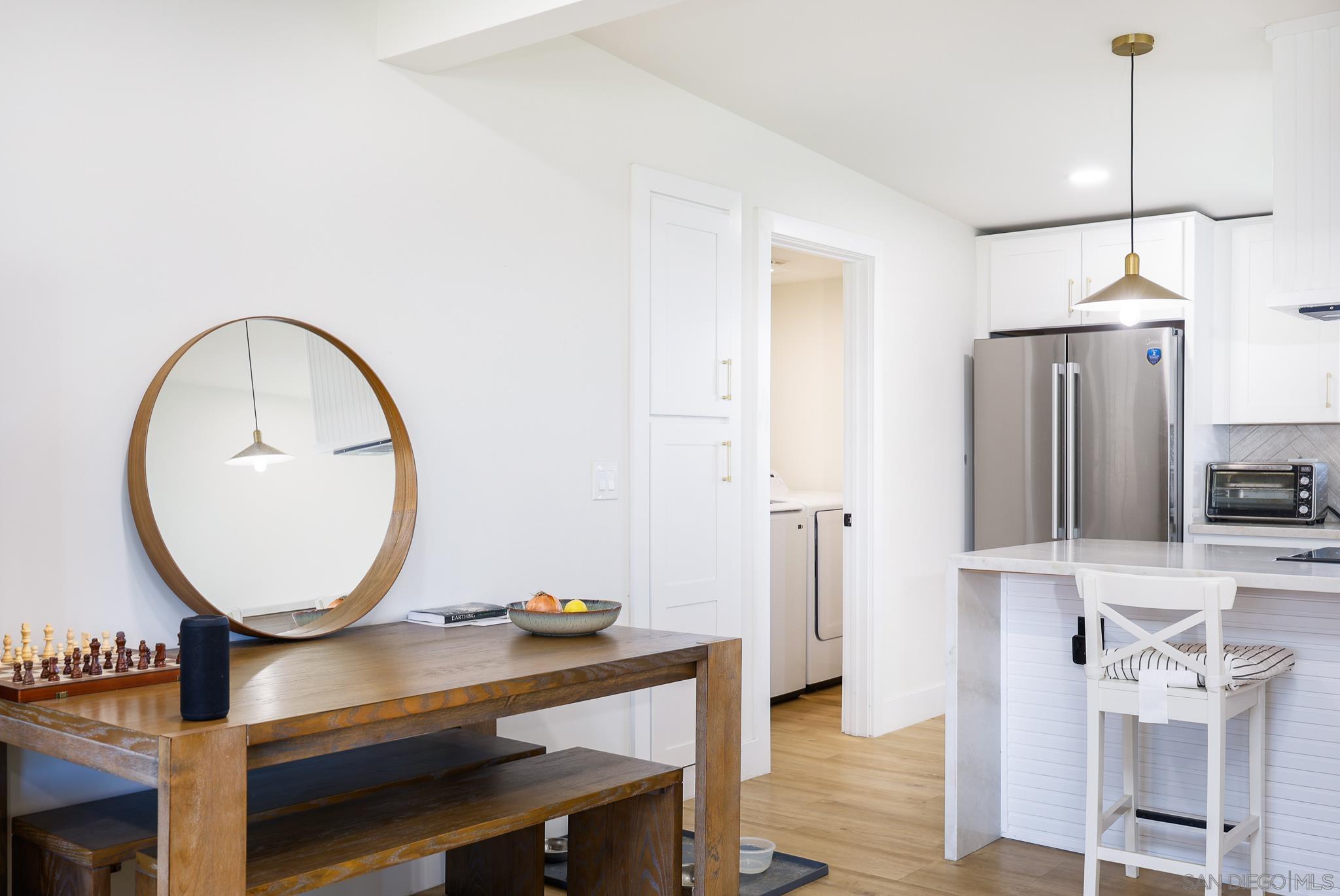 Detail Gallery Image 9 of 41 For 1128  Hemlock Ave, Imperial Beach,  CA 91932 - 4 Beds | 3 Baths