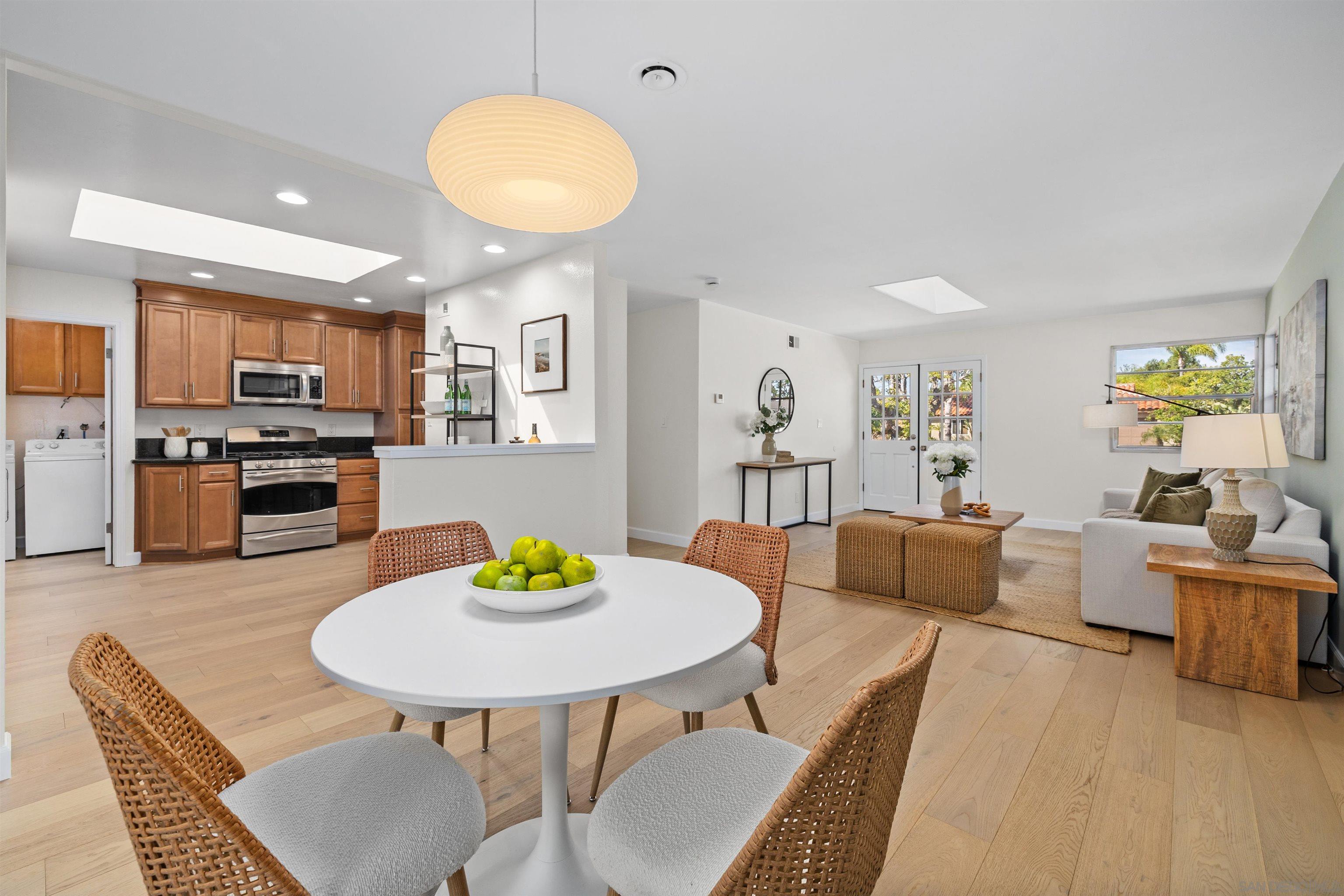 Detail Gallery Image 12 of 36 For 5253  Diane Ave, San Diego,  CA 92117 - 4 Beds | 2 Baths