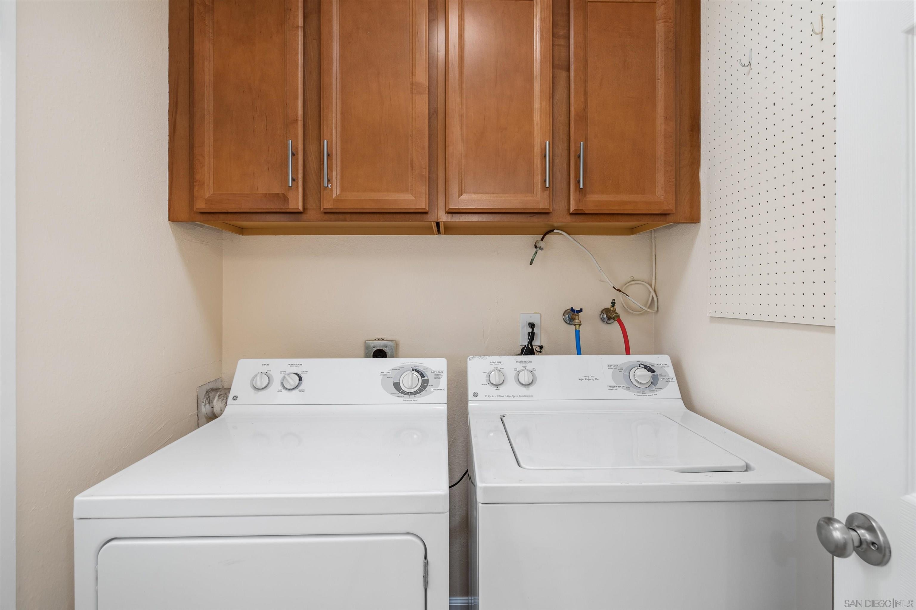 Detail Gallery Image 18 of 36 For 5253  Diane Ave, San Diego,  CA 92117 - 4 Beds | 2 Baths