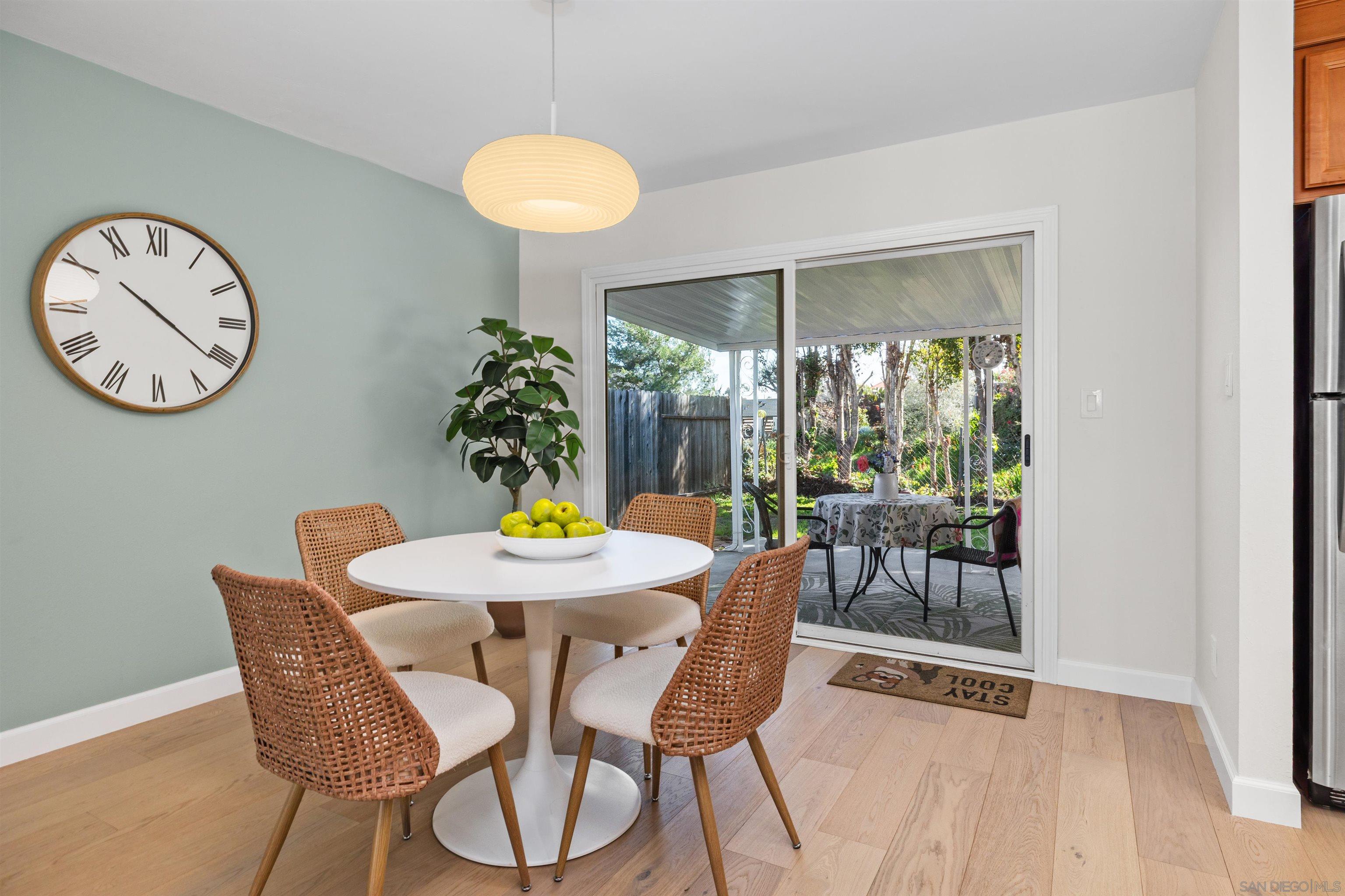 Detail Gallery Image 10 of 36 For 5253  Diane Ave, San Diego,  CA 92117 - 4 Beds | 2 Baths