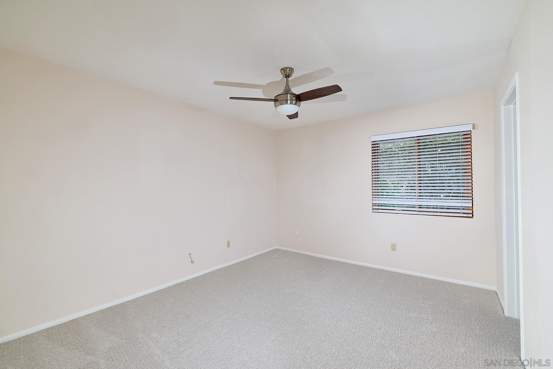 Detail Gallery Image 16 of 54 For 7627  Reposado Dr, Carlsbad,  CA 92009 - 5 Beds | 3 Baths