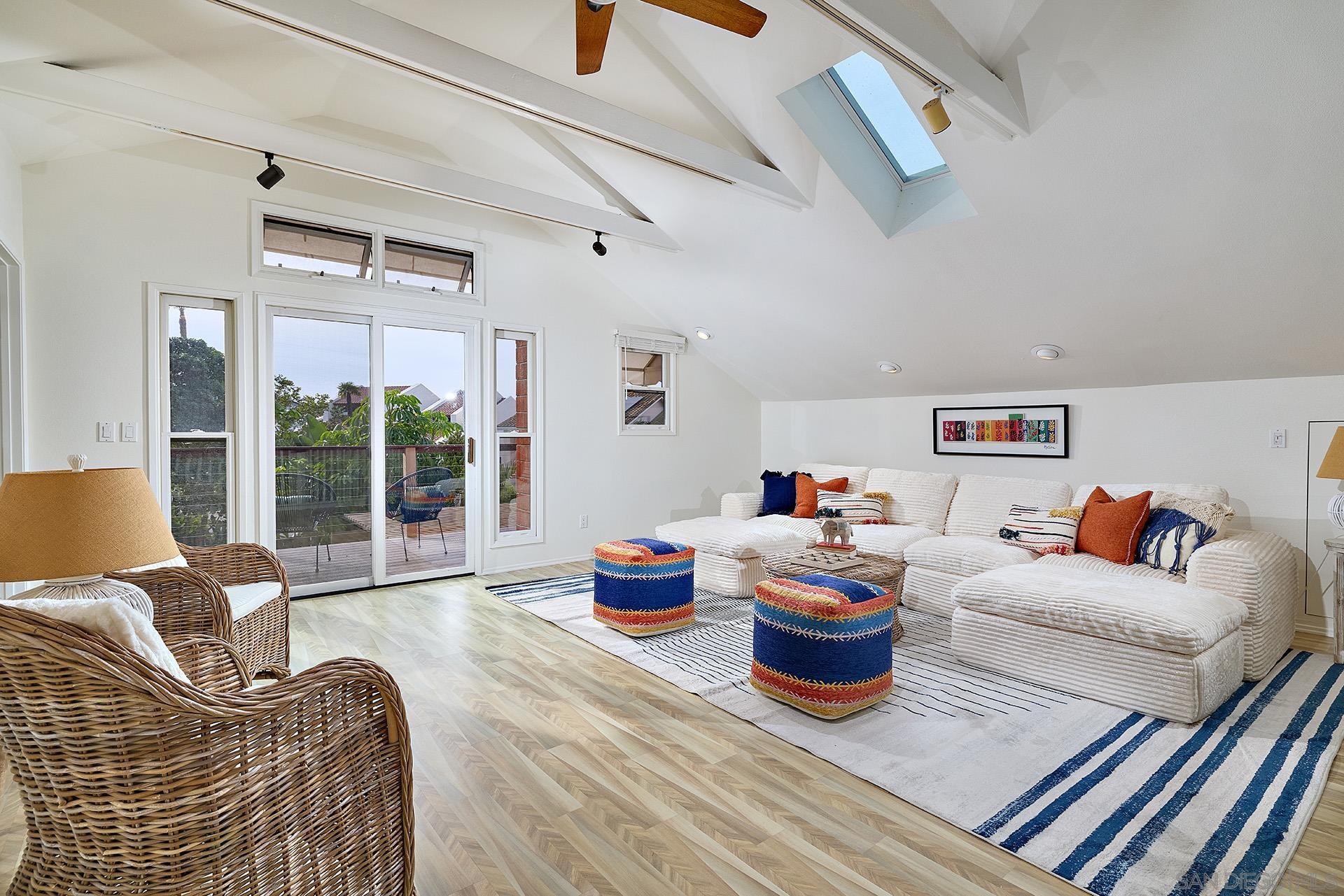 Detail Gallery Image 18 of 54 For 7627  Reposado Dr, Carlsbad,  CA 92009 - 5 Beds | 3 Baths