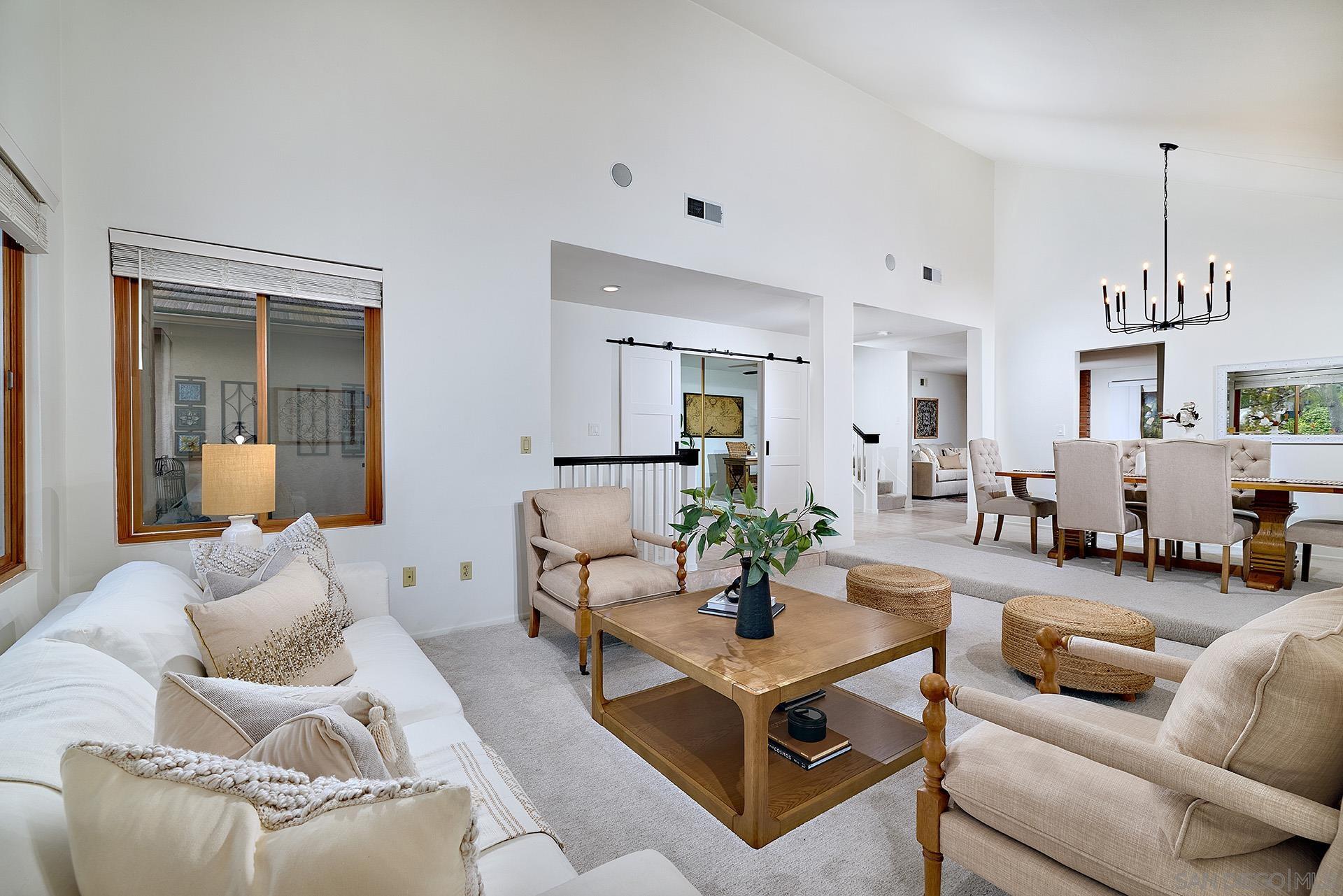 Detail Gallery Image 3 of 54 For 7627  Reposado Dr, Carlsbad,  CA 92009 - 5 Beds | 3 Baths