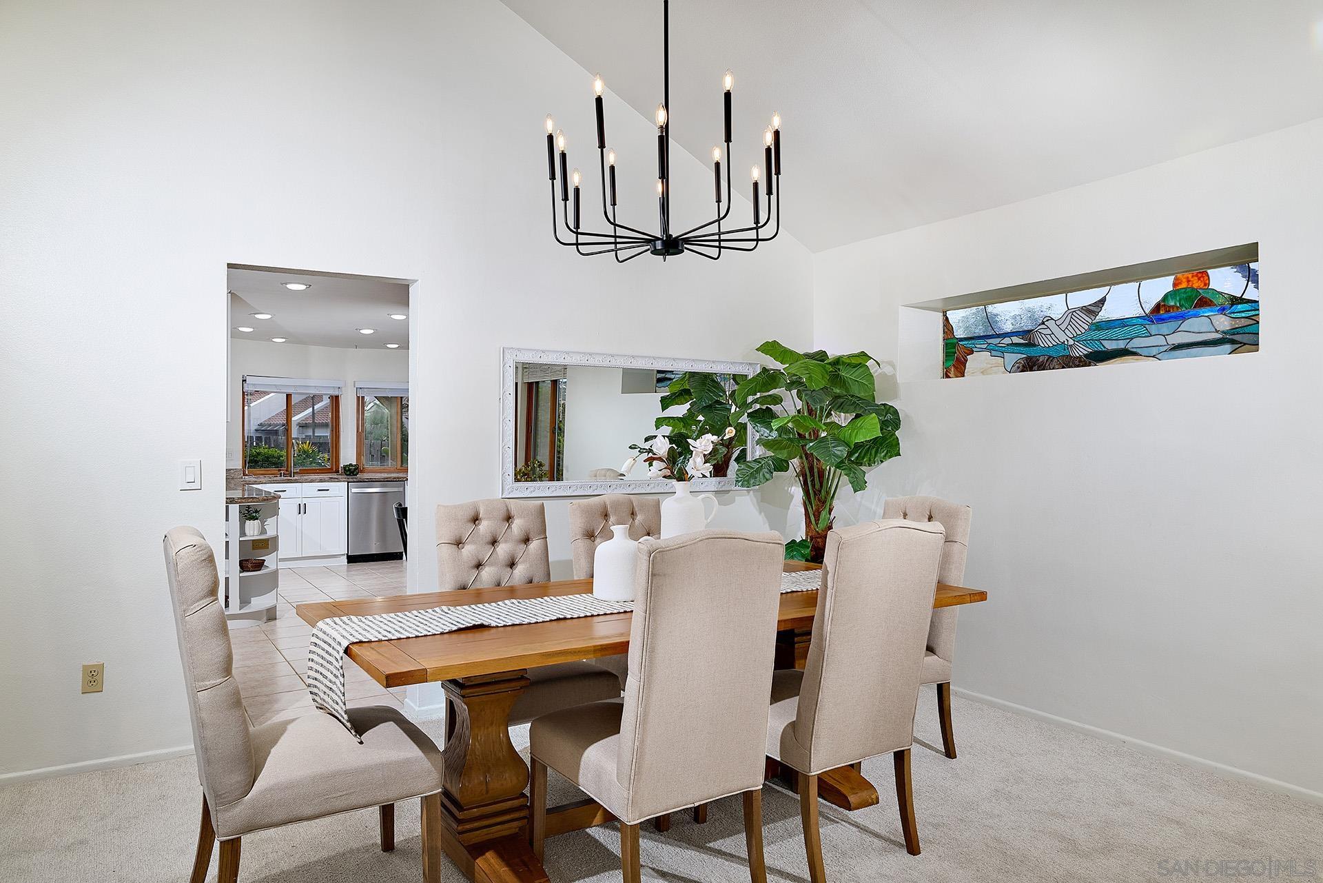 Detail Gallery Image 5 of 54 For 7627  Reposado Dr, Carlsbad,  CA 92009 - 5 Beds | 3 Baths