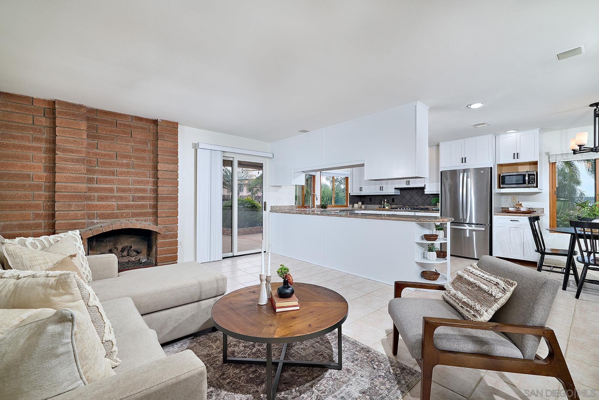 Detail Gallery Image 7 of 54 For 7627  Reposado Dr, Carlsbad,  CA 92009 - 5 Beds | 3 Baths