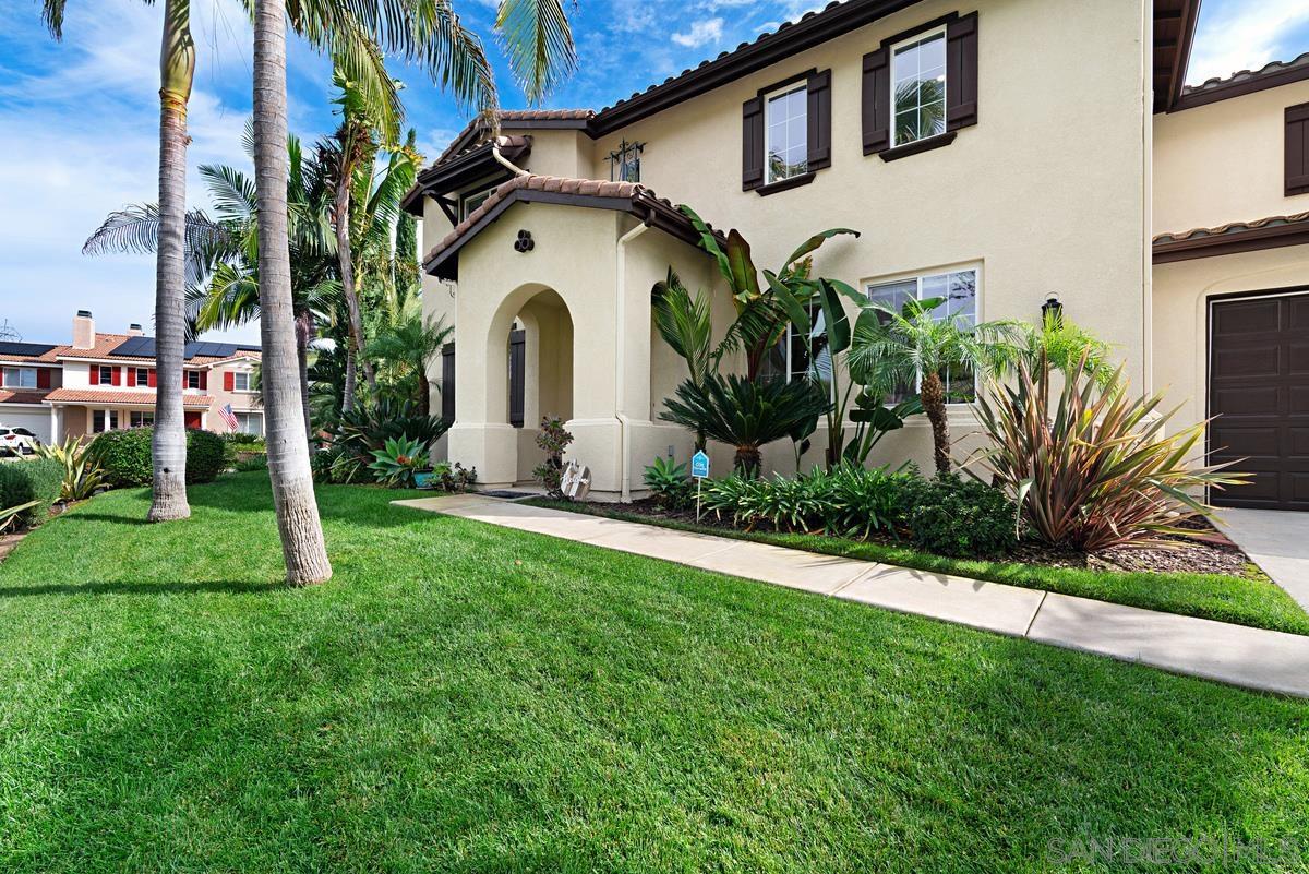 Detail Gallery Image 3 of 51 For 10689  Laurel Path, Escondido,  CA 92026 - 6 Beds | 4/1 Baths