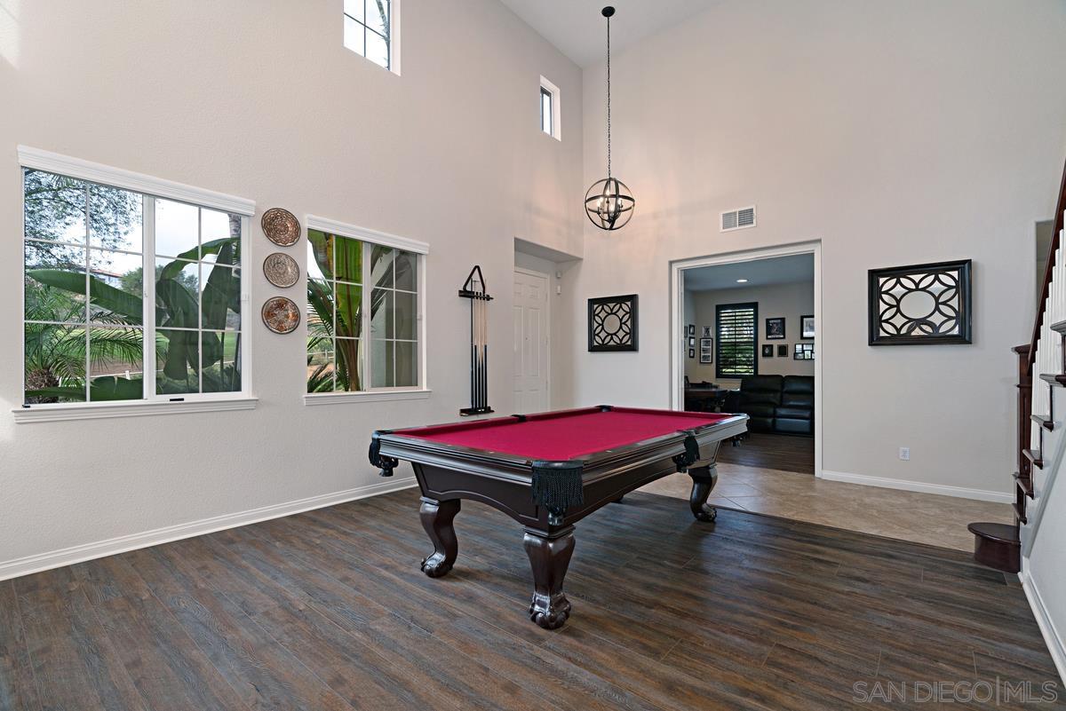 Detail Gallery Image 7 of 51 For 10689  Laurel Path, Escondido,  CA 92026 - 6 Beds | 4/1 Baths