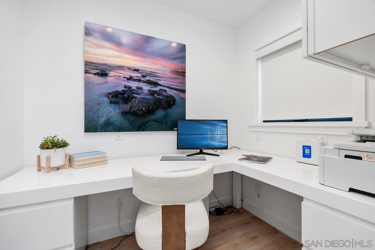 Detail Gallery Image 15 of 44 For 5303  Los Robles, Carlsbad,  CA 92008 - 5 Beds | 3/1 Baths