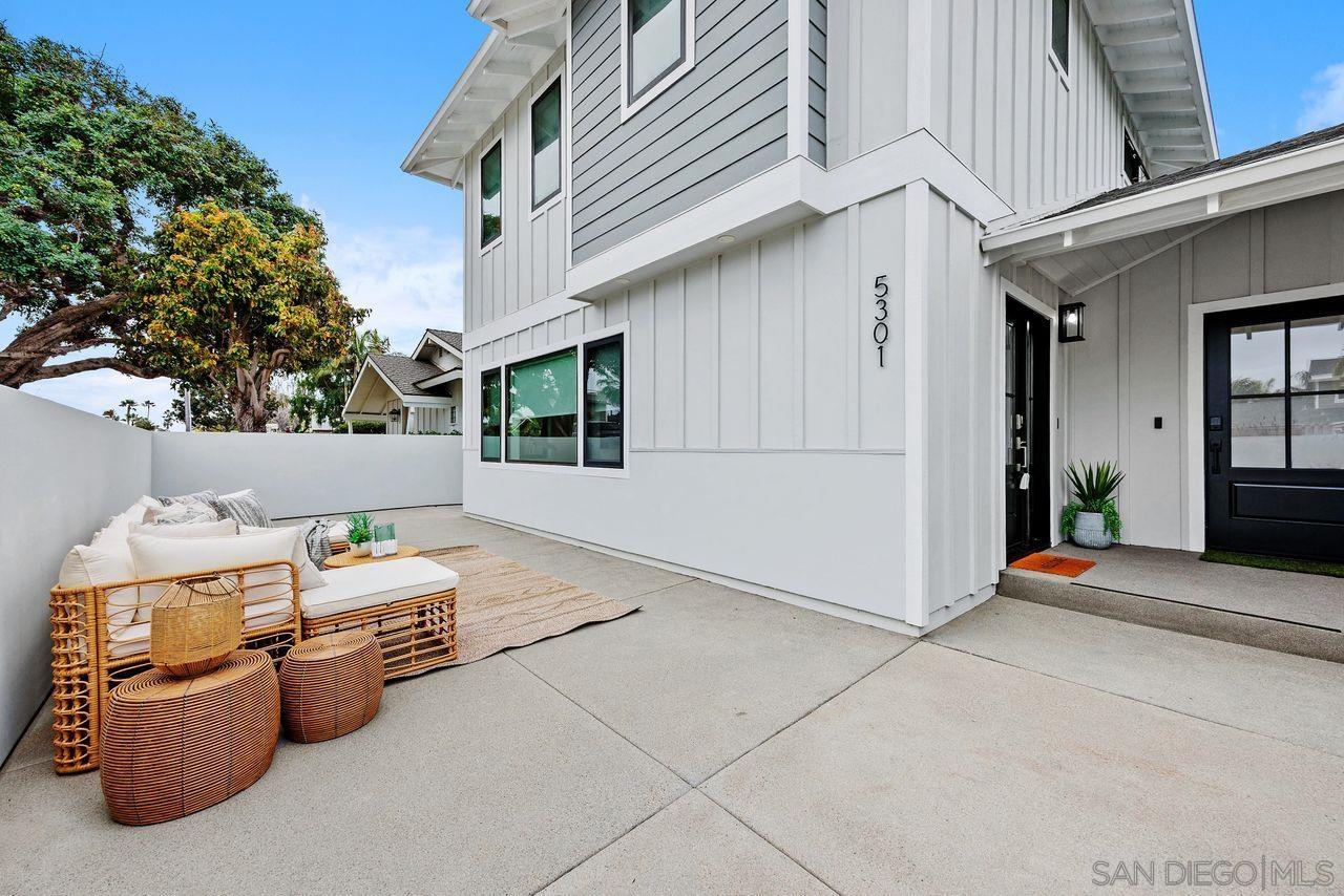 Detail Gallery Image 4 of 44 For 5303  Los Robles, Carlsbad,  CA 92008 - 5 Beds | 3/1 Baths