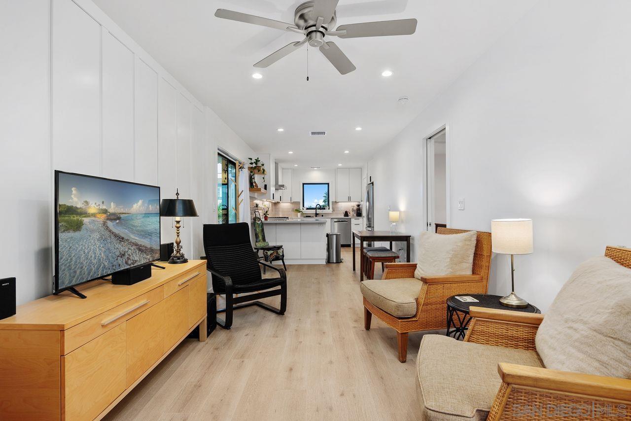 Detail Gallery Image 34 of 44 For 5303  Los Robles, Carlsbad,  CA 92008 - 5 Beds | 3/1 Baths