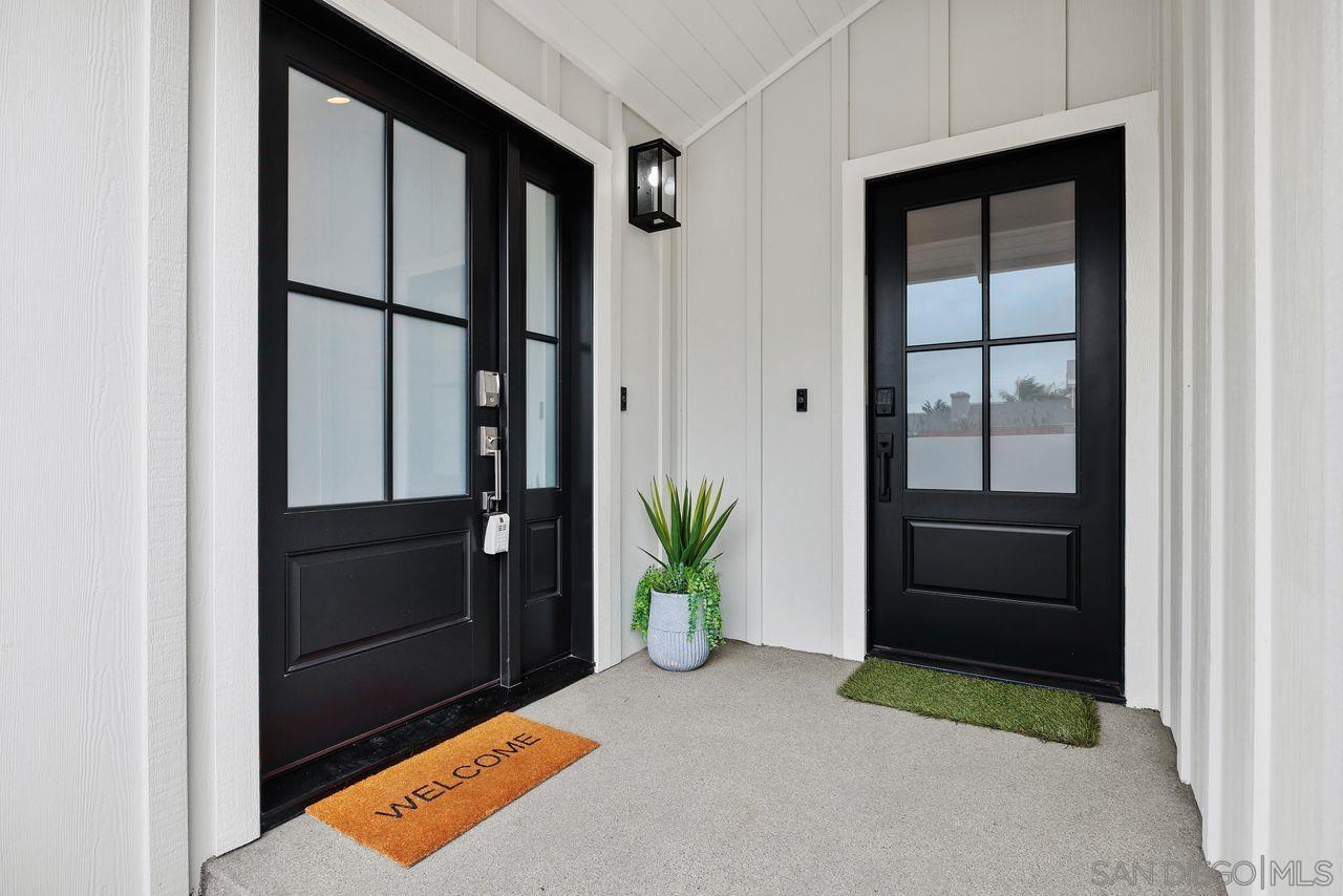 Detail Gallery Image 5 of 44 For 5303  Los Robles, Carlsbad,  CA 92008 - 5 Beds | 3/1 Baths