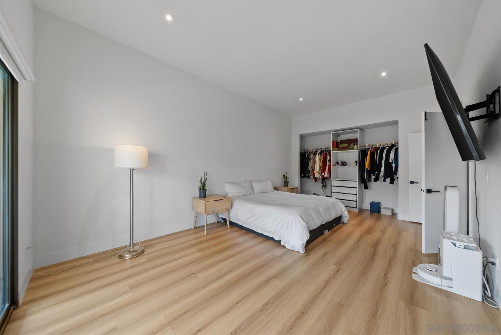 Detail Gallery Image 18 of 36 For 7410  Caminito Carlotta, San Diego,  CA 92120 - 2 Beds | 2/1 Baths