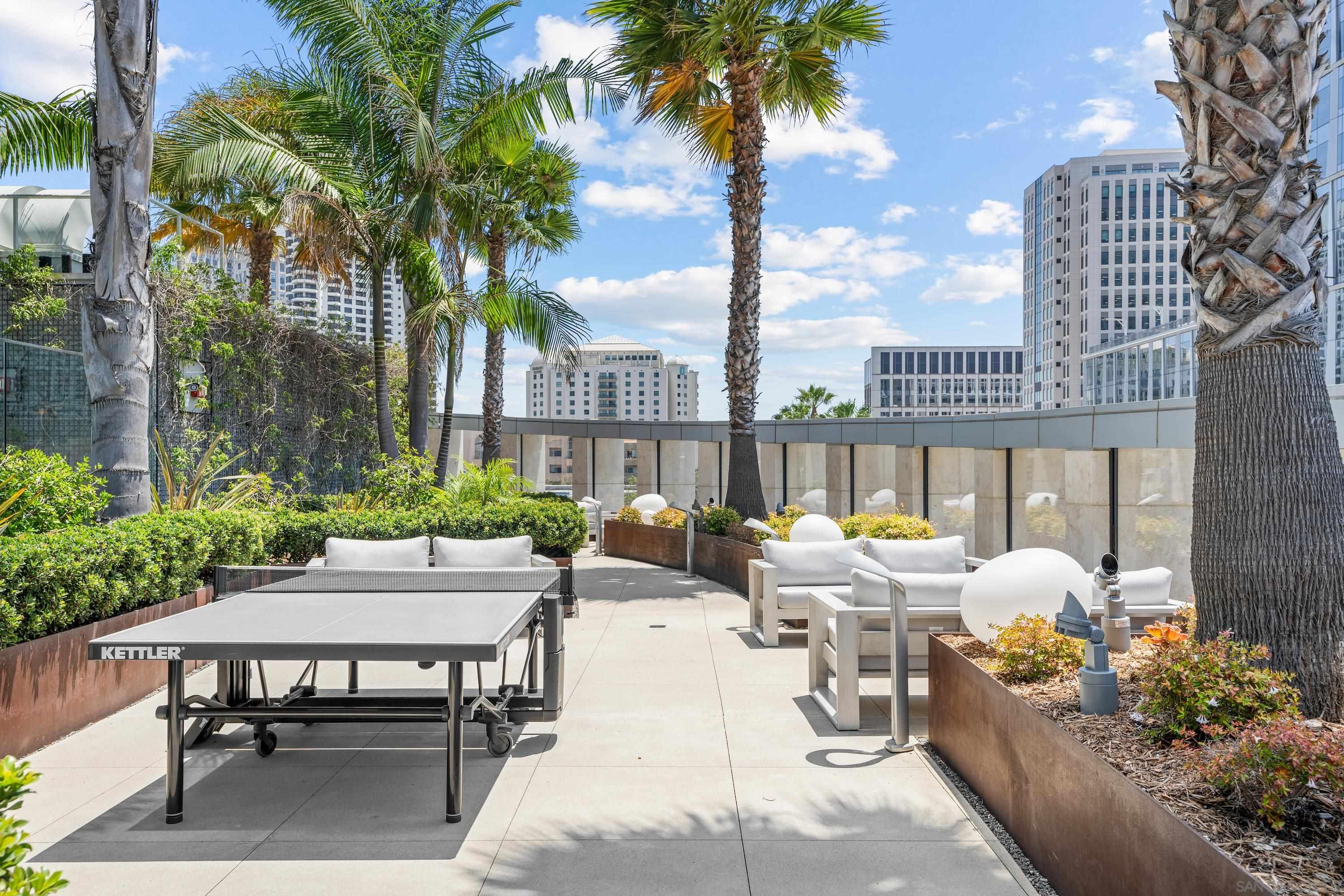 Detail Gallery Image 45 of 59 For 888 W E Street  1705, San Diego,  CA 92101 - 2 Beds | 2 Baths