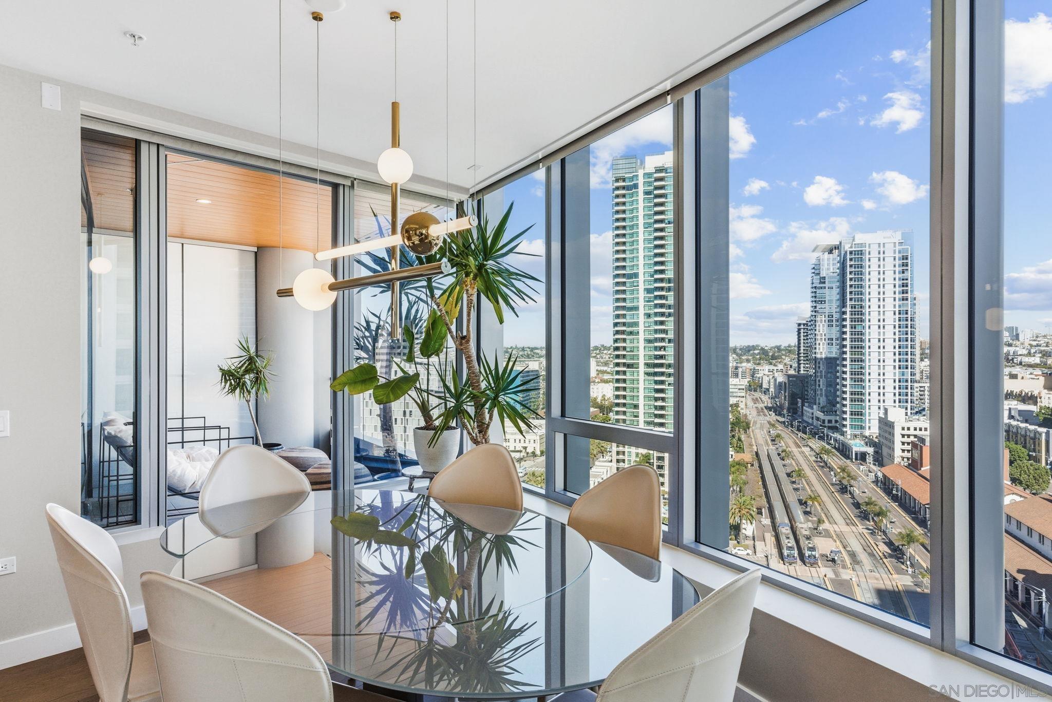 Detail Gallery Image 10 of 59 For 888 W E Street  1705, San Diego,  CA 92101 - 2 Beds | 2 Baths