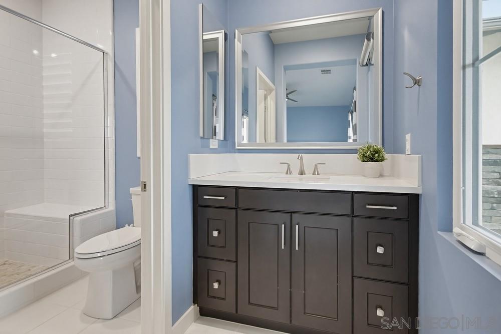 Detail Gallery Image 41 of 54 For 6682  Elegante Way, San Diego,  CA 92130 - 5 Beds | 5/1 Baths