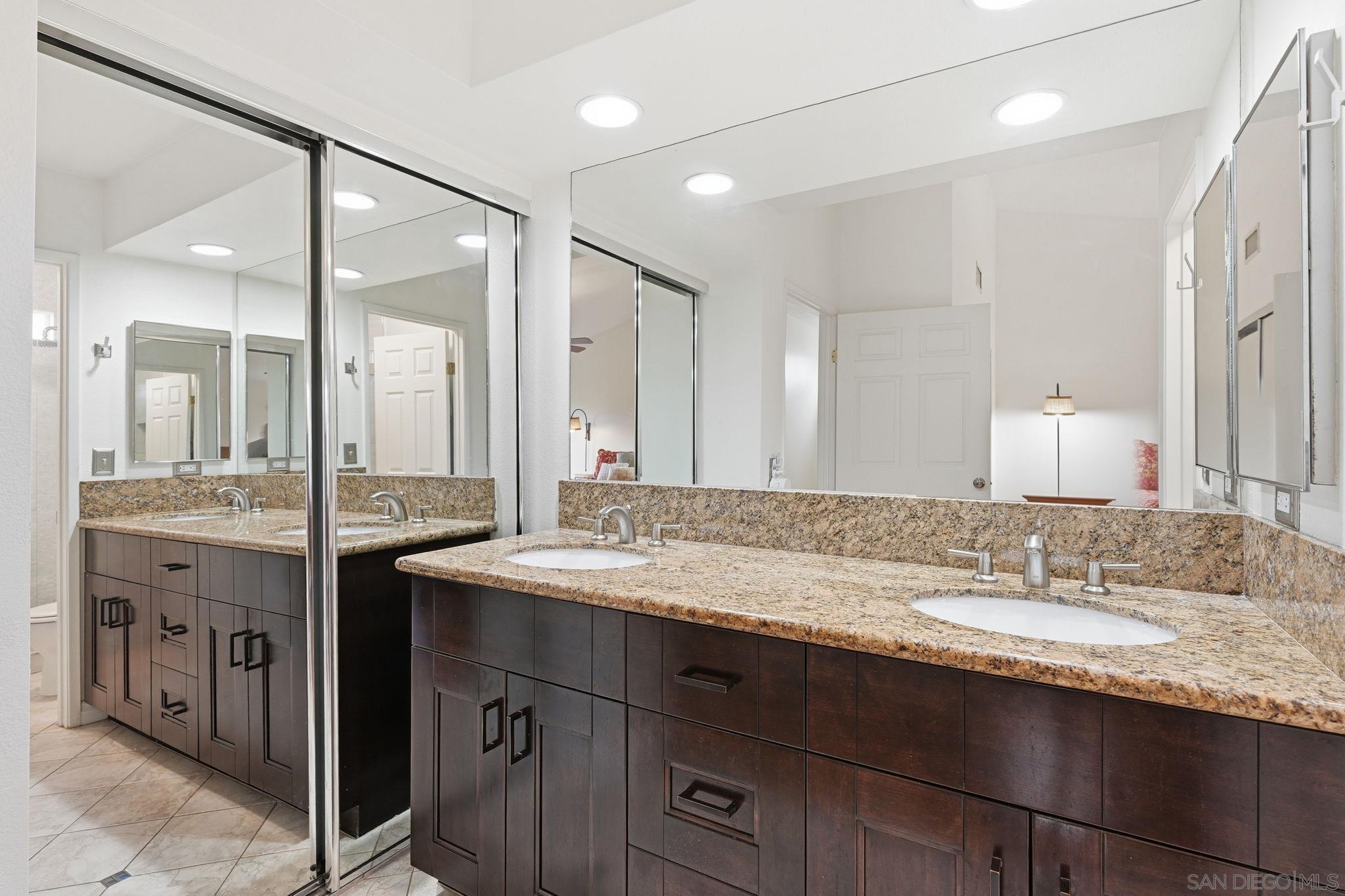 Detail Gallery Image 19 of 31 For 10847  Matinal Cir, San Diego,  CA 92127 - 3 Beds | 2/1 Baths