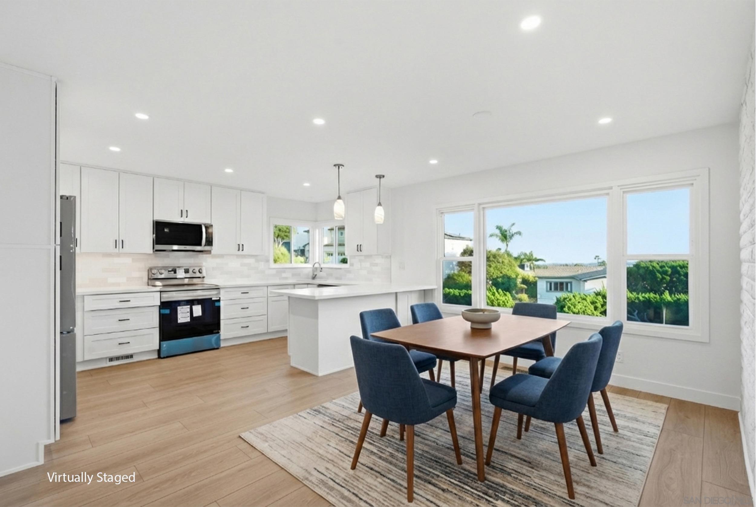 Detail Gallery Image 19 of 47 For 934  Candlelight Place, La Jolla,  CA 92037 - 4 Beds | 3 Baths