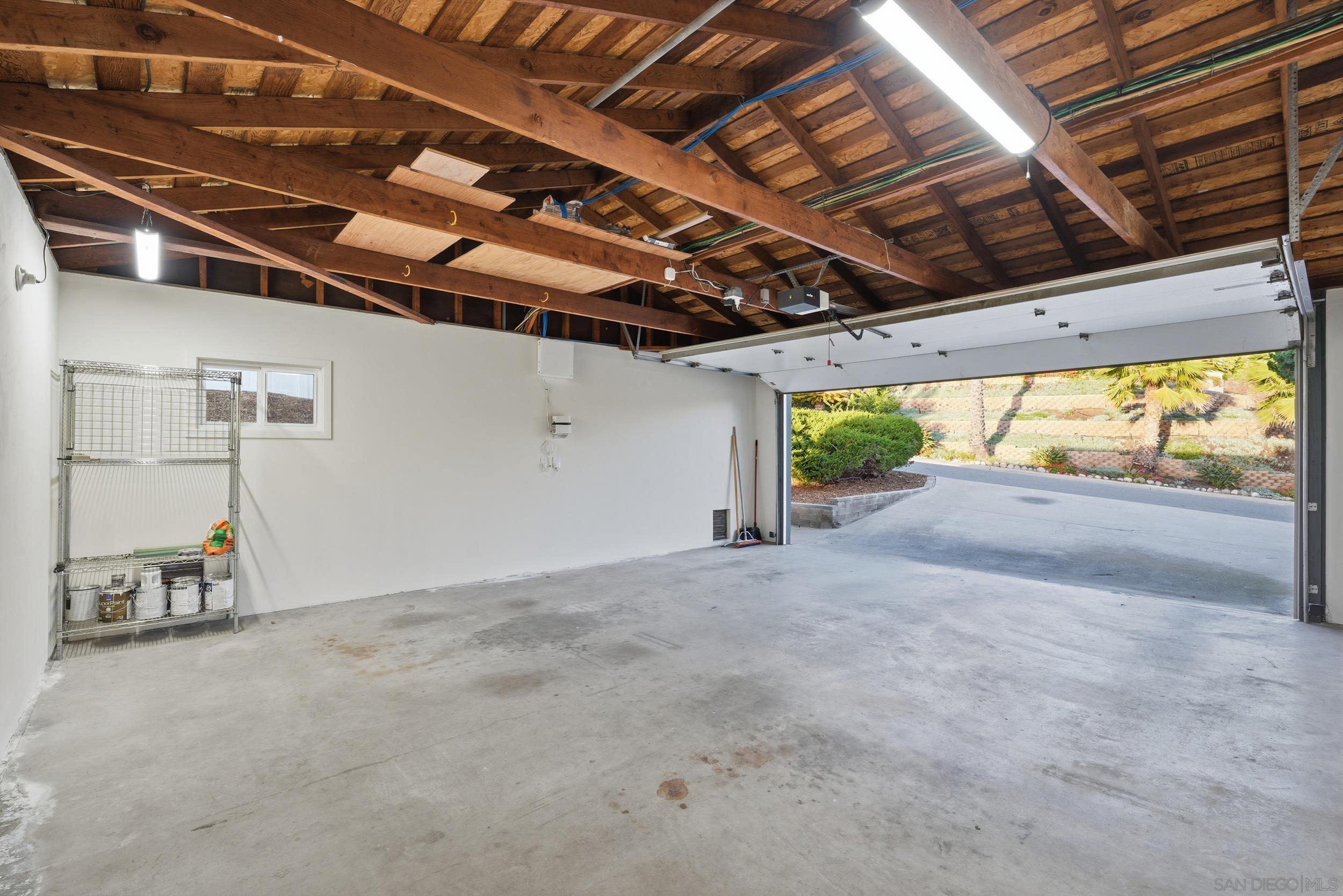 Detail Gallery Image 34 of 47 For 934  Candlelight Place, La Jolla,  CA 92037 - 4 Beds | 3 Baths