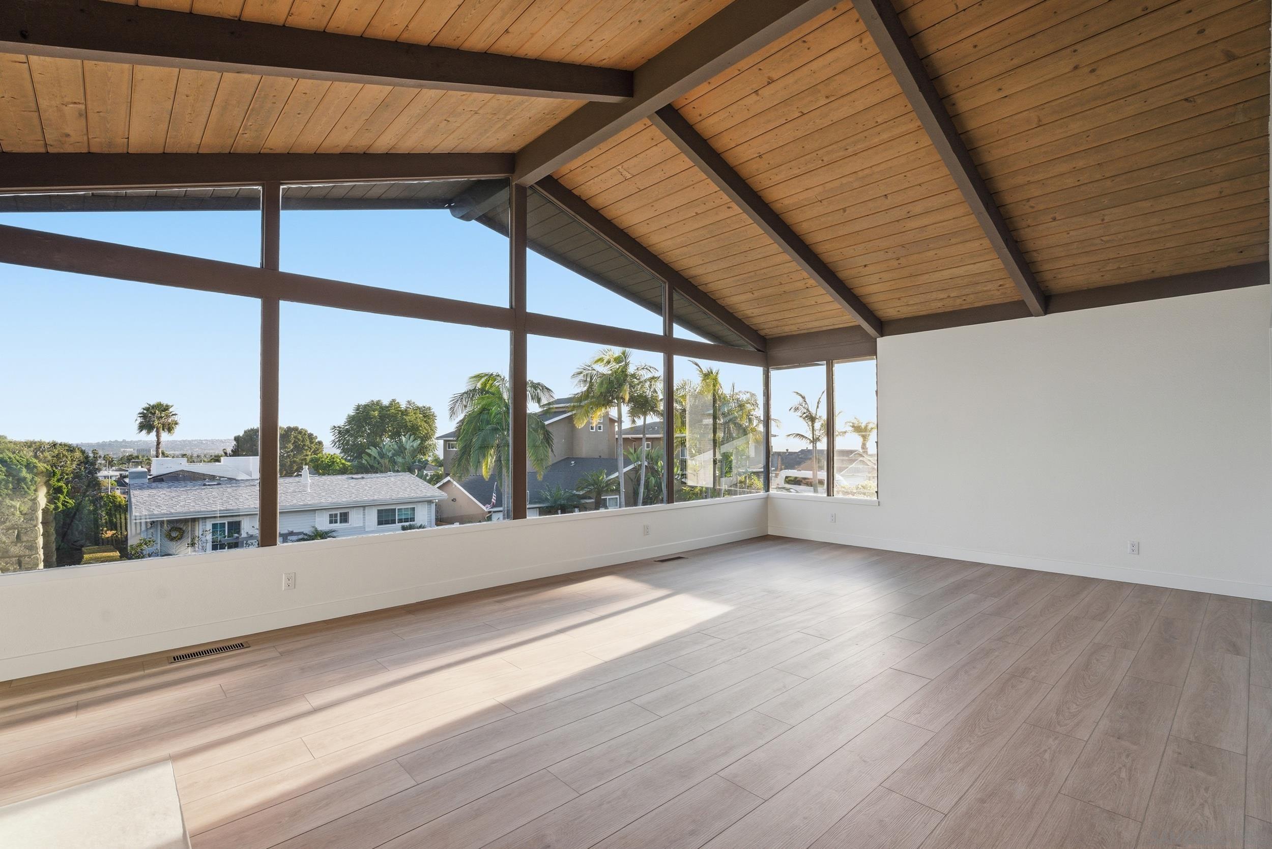 Detail Gallery Image 8 of 47 For 934  Candlelight Place, La Jolla,  CA 92037 - 4 Beds | 3 Baths