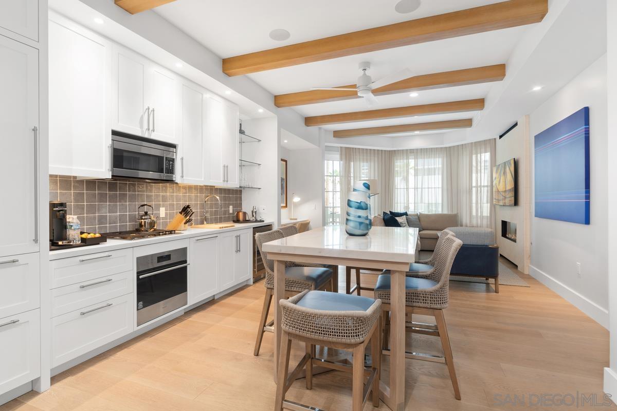 Detail Gallery Image 14 of 38 For 1500  Orange Ave  #7,  Coronado,  CA 92118 - 2 Beds | 2 Baths