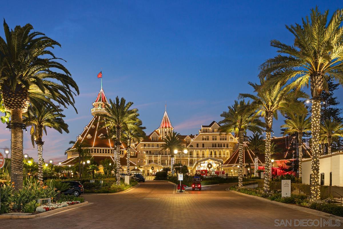 Detail Gallery Image 8 of 38 For 1500  Orange Ave  #7,  Coronado,  CA 92118 - 2 Beds | 2 Baths