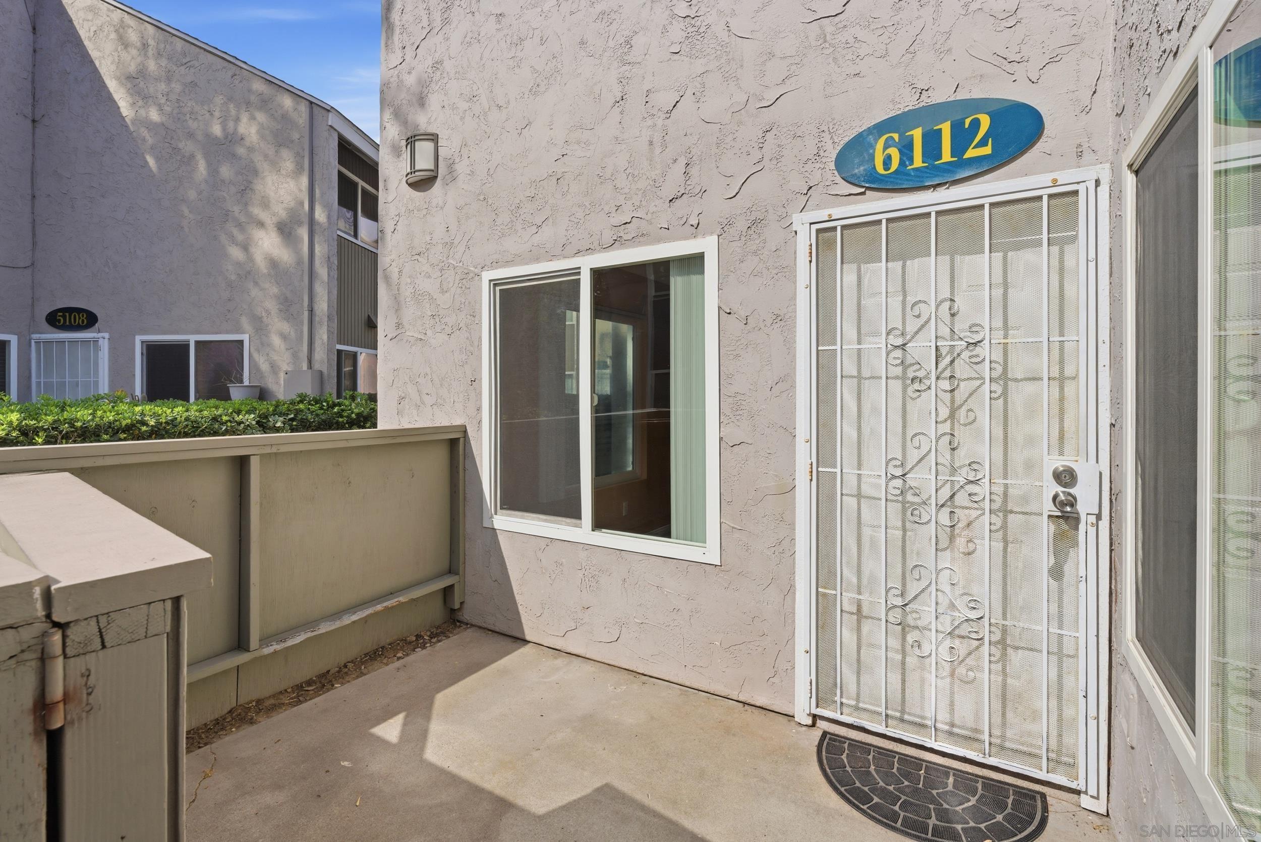 Detail Gallery Image 3 of 27 For 6333  College Grove Way  #6112,  San Diego,  CA 92115 - 2 Beds | 1/1 Baths