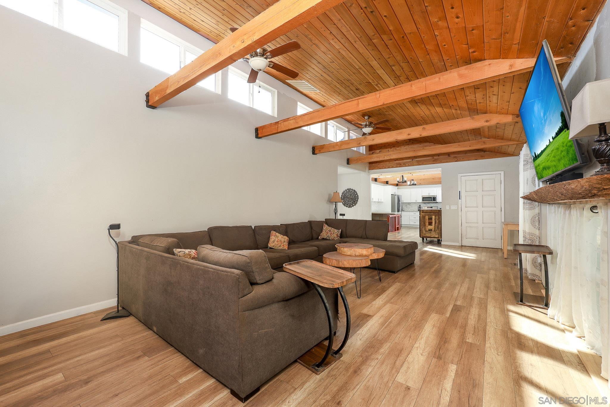 Detail Gallery Image 3 of 34 For 443  Pile St, Ramona,  CA 92065 - 3 Beds | 2 Baths