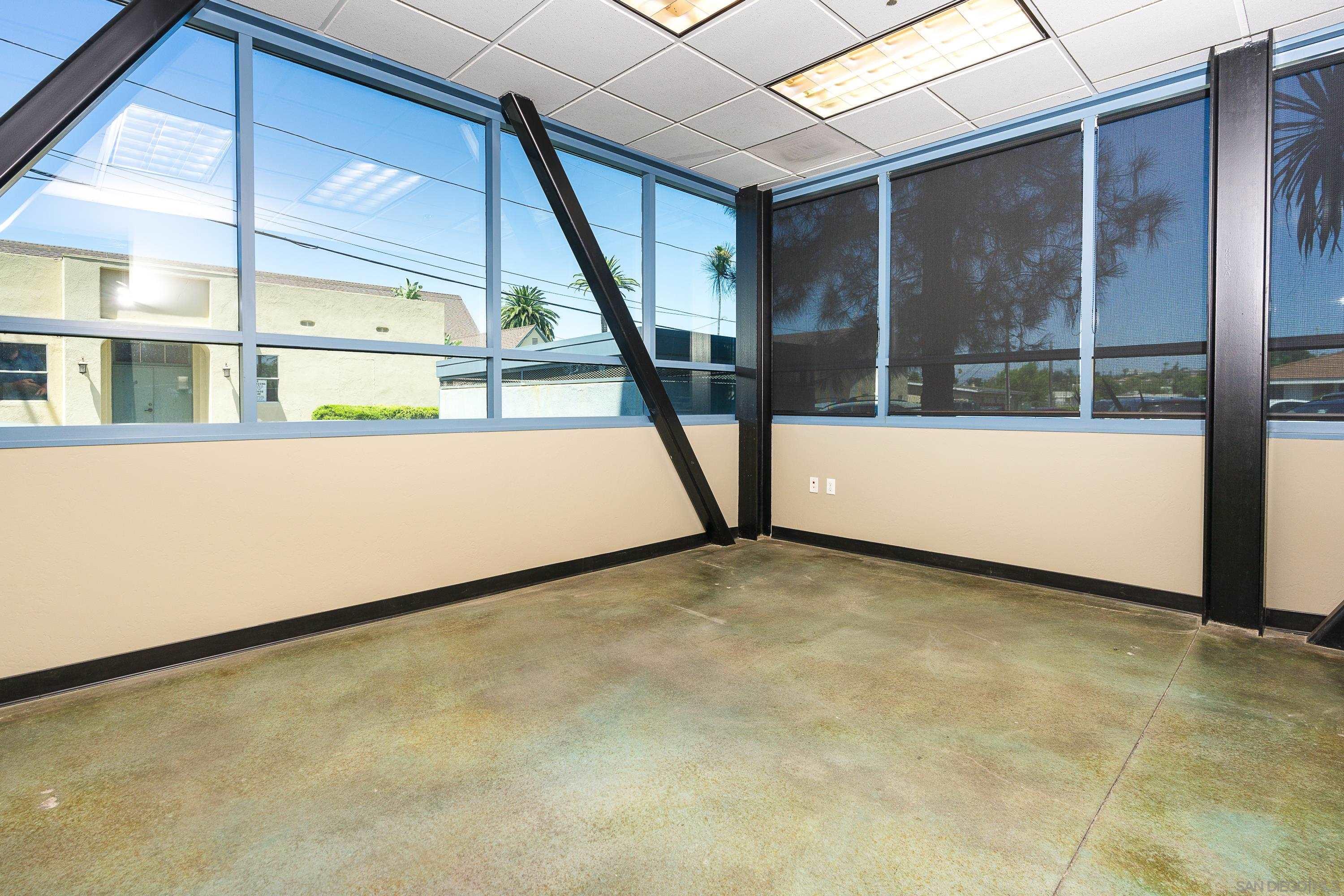 Detail Gallery Image 6 of 8 For 350 W 5th Avenue, Escondido,  CA 92025 - – Beds | – Baths