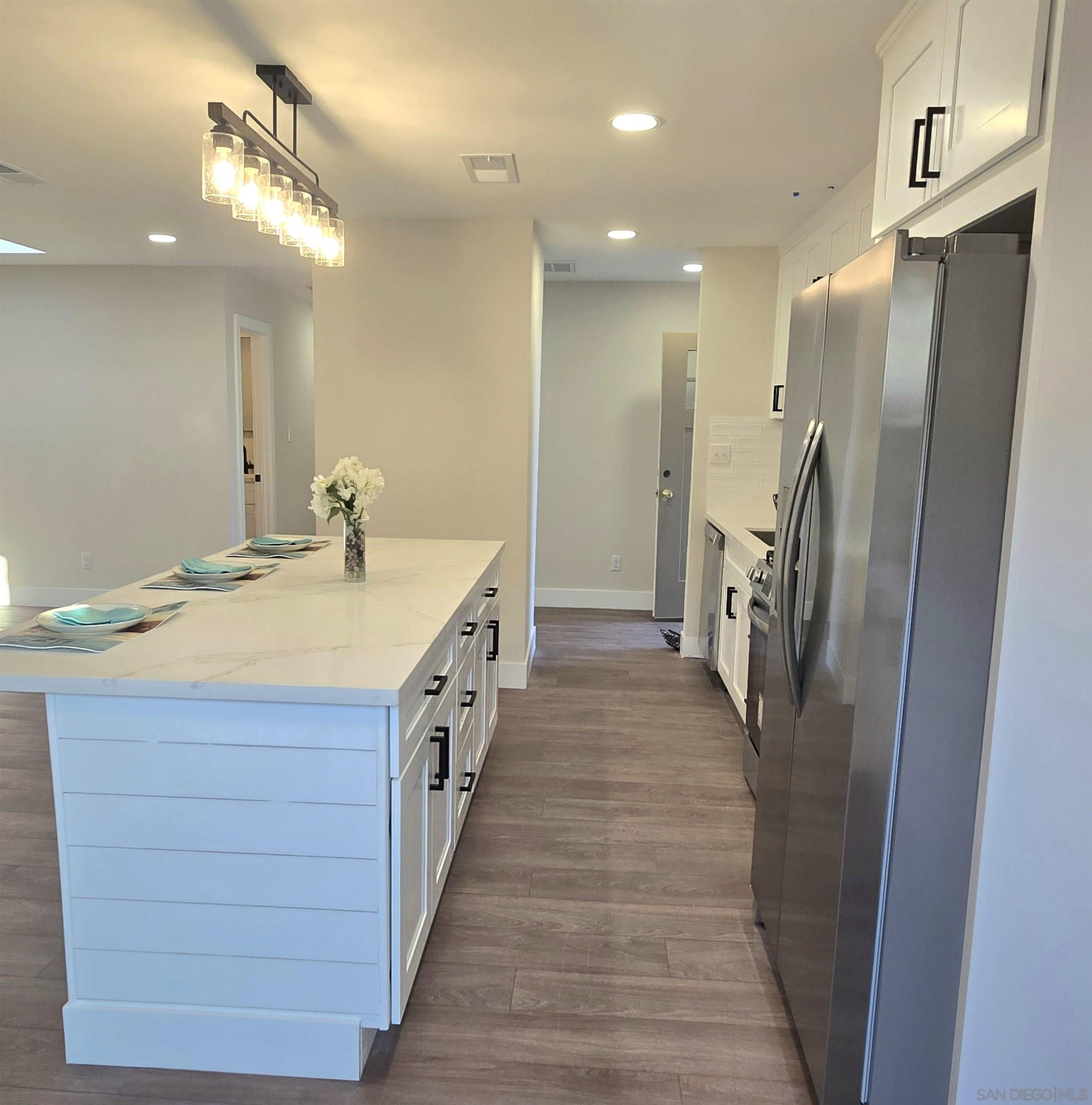 Detail Gallery Image 15 of 27 For 8202  Beaver Lake Dr., San Diego,  CA 92119 - 4 Beds | 2 Baths