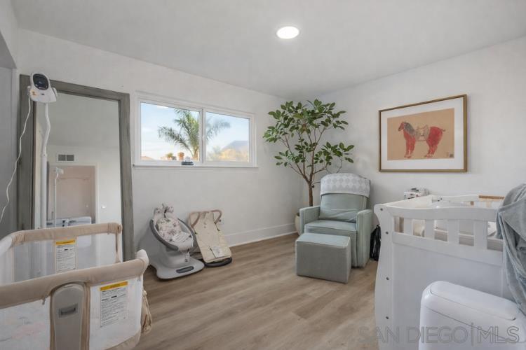 Detail Gallery Image 15 of 19 For 436 W Redondo Wy, Oceanside,  CA 92057 - 3 Beds | 2 Baths