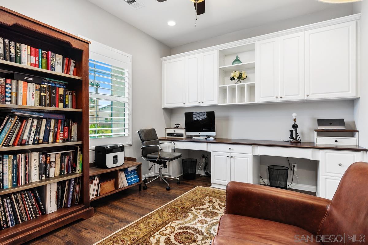 Detail Gallery Image 4 of 24 For 7958  Lusardi Creek Lane, San Diego,  CA 92127 - 3 Beds | 2 Baths