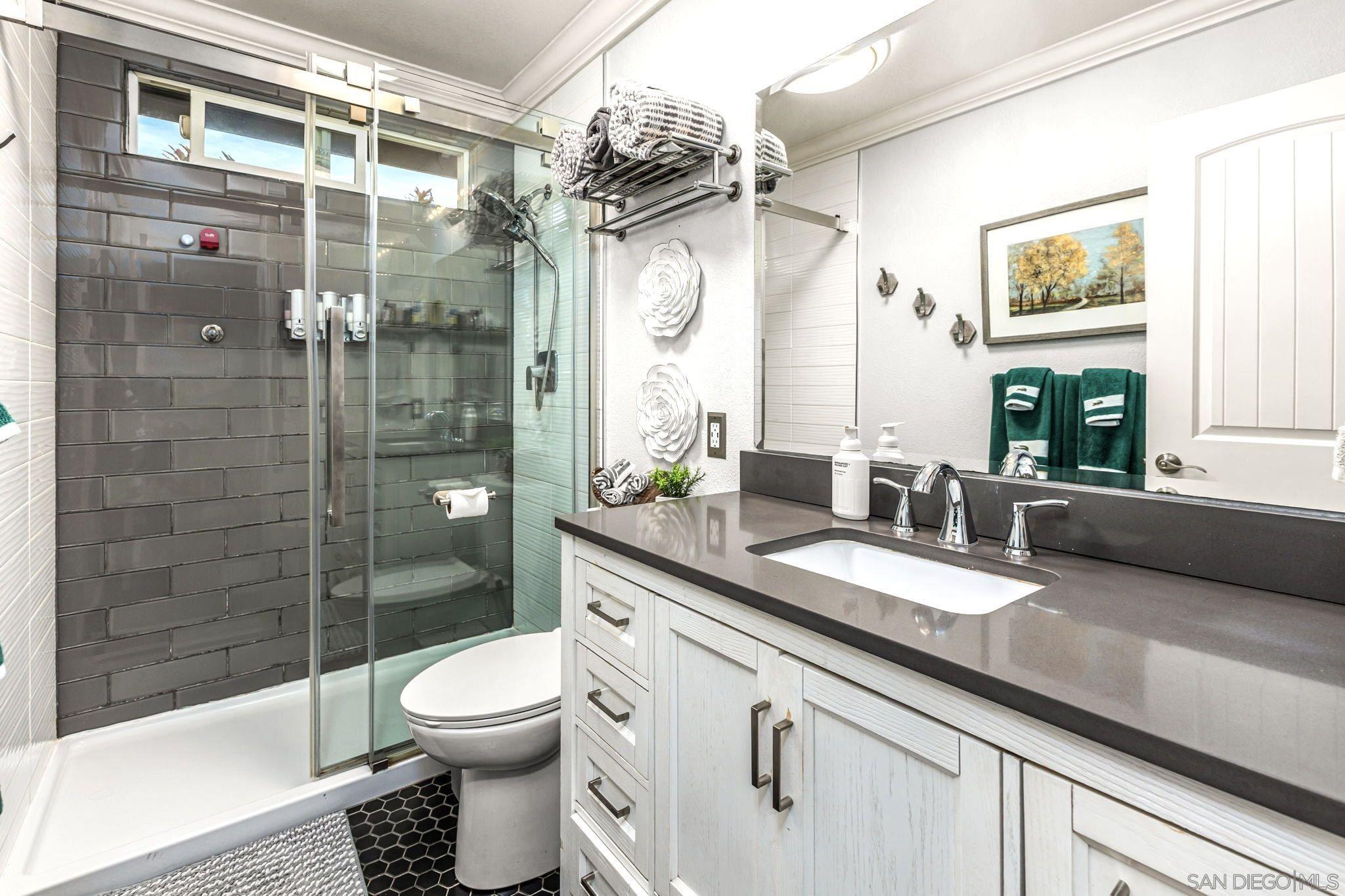 Detail Gallery Image 22 of 33 For 737  Duoro, Chula Vista,  CA 91910 - 3 Beds | 2/1 Baths