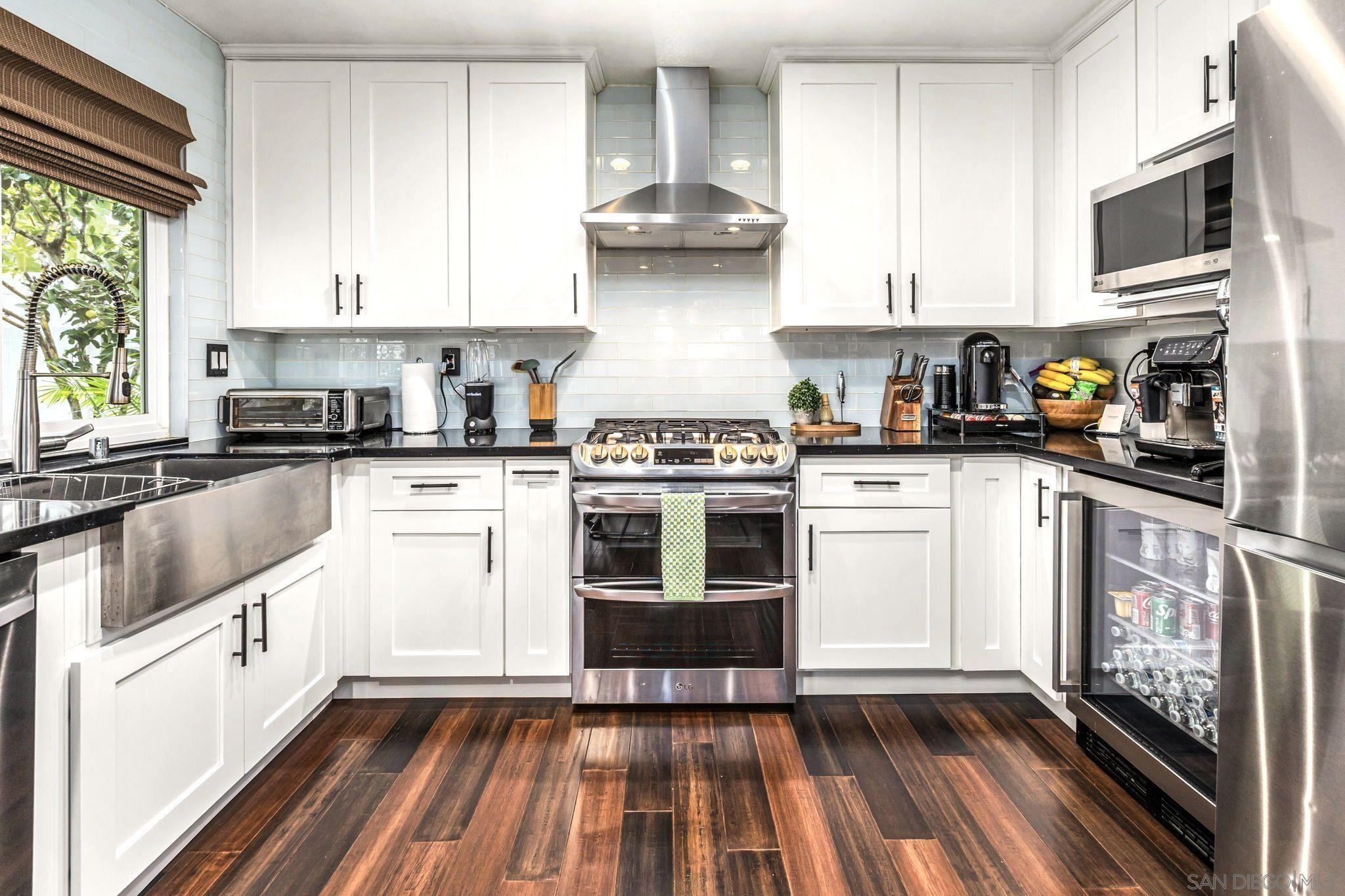 Detail Gallery Image 4 of 33 For 737  Duoro, Chula Vista,  CA 91910 - 3 Beds | 2/1 Baths