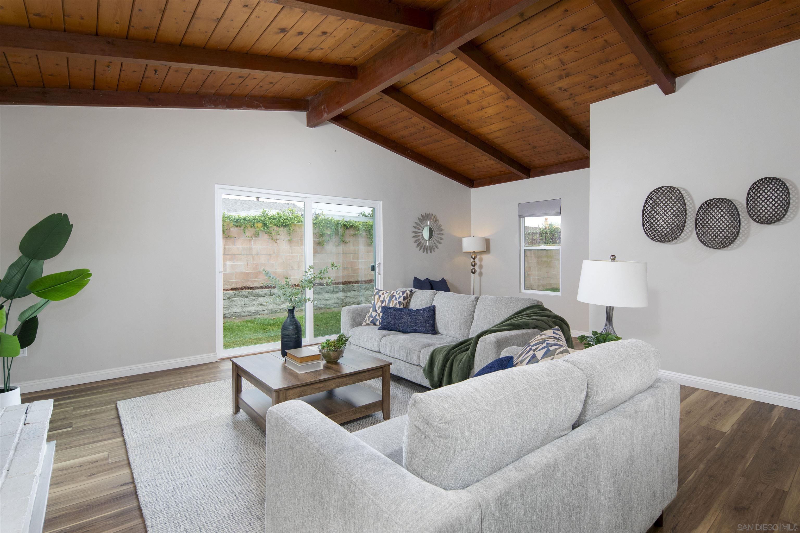 Detail Gallery Image 11 of 29 For 4413  Mount Henry Avenue, San Diego,  CA 92117 - 3 Beds | 2/1 Baths